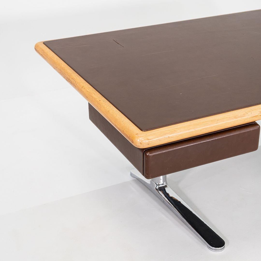 Acciaio 1979 Warren Platner for Knoll Executive Desk in Leather, Oak, and Chromed Steel in vendita