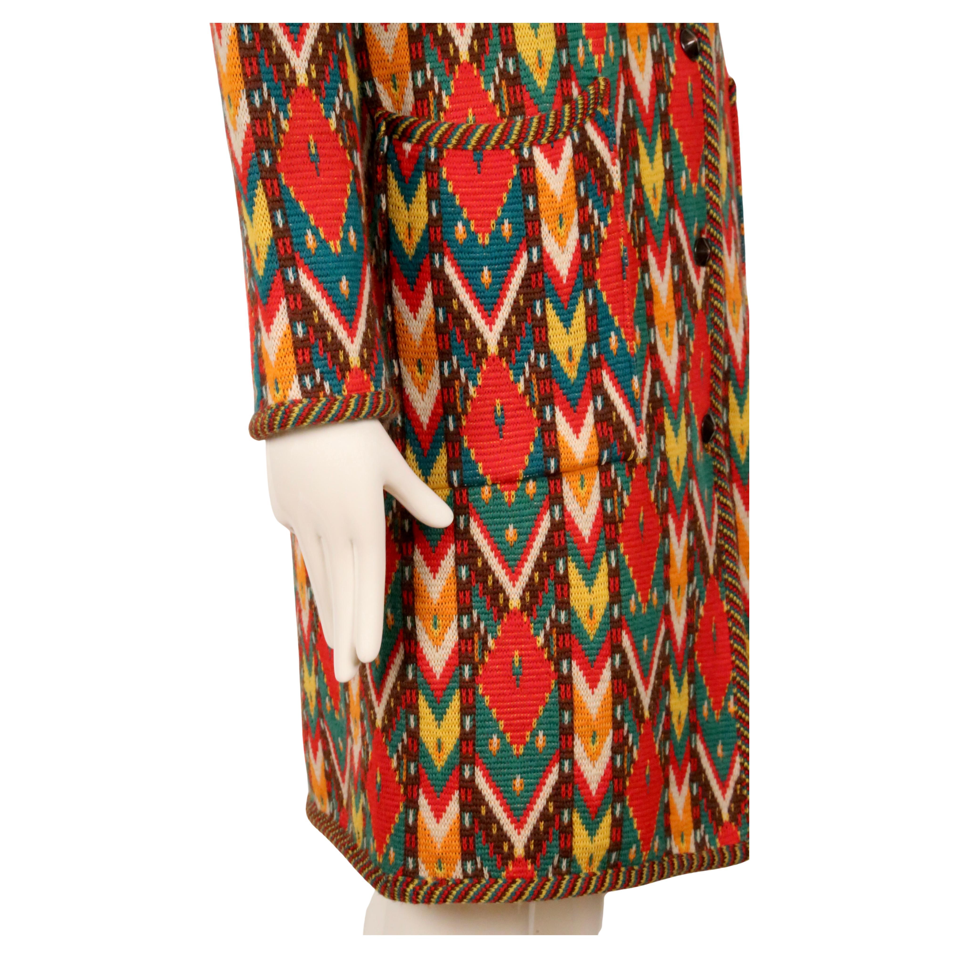 1980 Yves Saint Laurent, maglione luminoso Ikat RUNWAY, cappotto in vendita 1