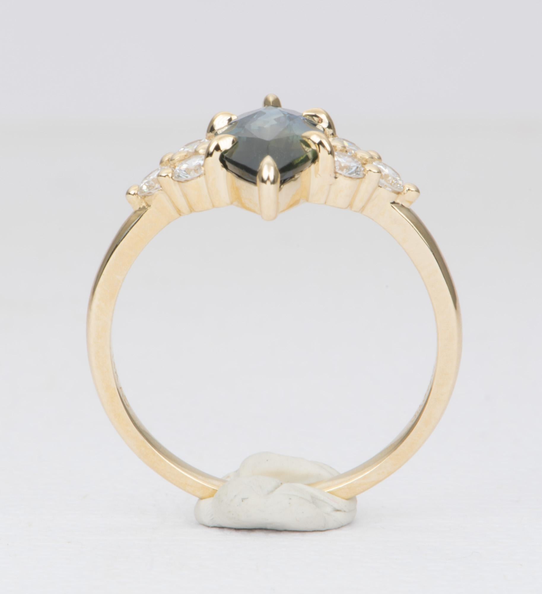 1.97 Karat Marquise Blau Grün Saphir 14 Karat Gelbgold Ring AD1844-2 für Damen oder Herren