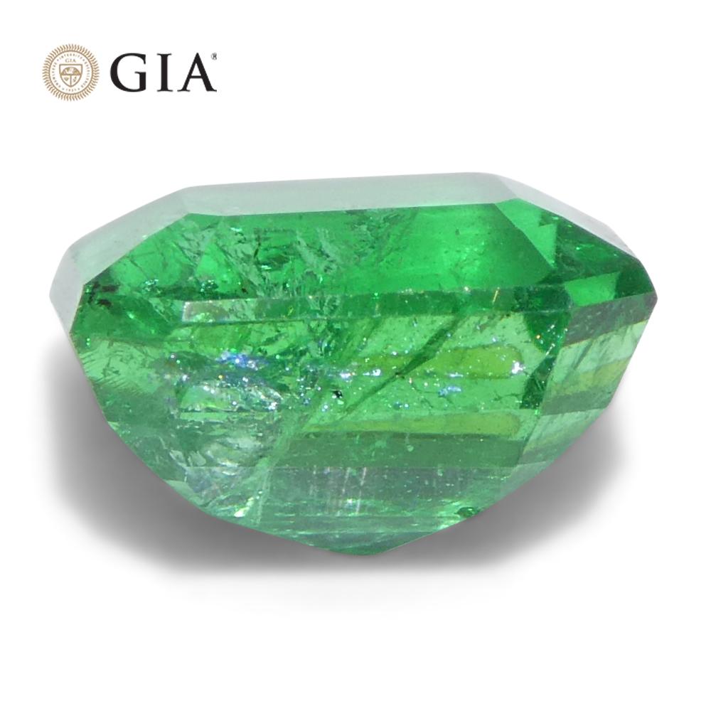1.97ct Octagonal/Emerald Cut Green Emerald GIA Certified Zambia (F2) en vente 4