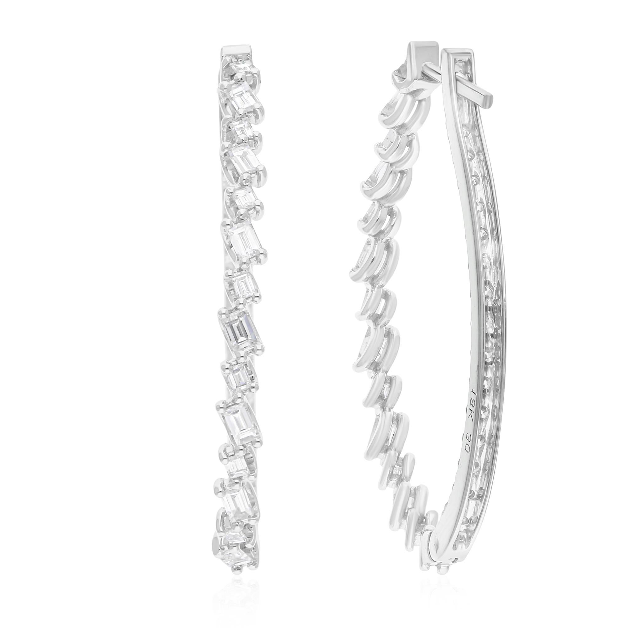 1,97 Karat SI/H Smaragdschliff-Diamant-Innenring-Ohrringe 14 Karat Weißgold Damen im Angebot