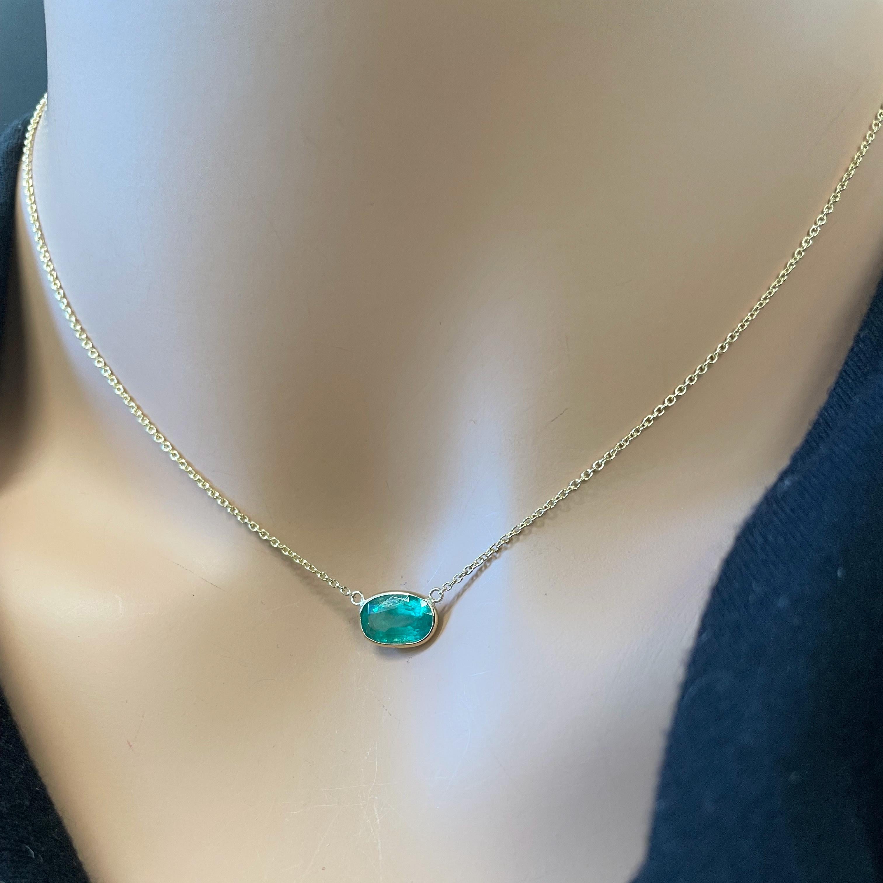 1.98 Carat Green Emerald Oval Cut Fashion Necklaces In 14K Yellow Gold In New Condition For Sale In Chicago, IL