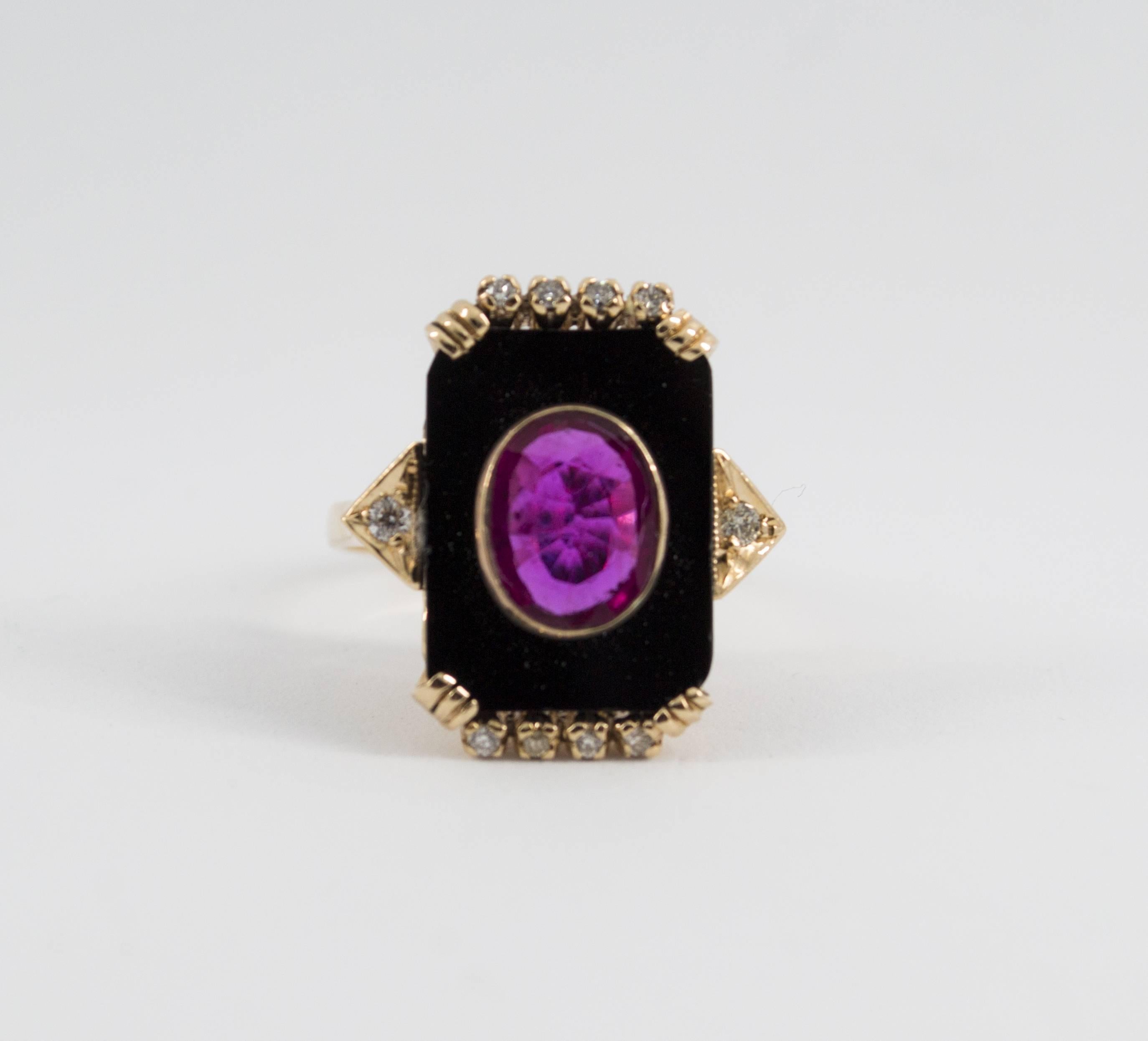 This Ring is made of 14K Yellow Gold.
This Ring has 0.16 Carats of Diamonds.
This Ring has a 1.98 Carats Ruby.
This Ring has also Onyx.
Size ITA: 16 USA: 7 1/2
We're a workshop so every piece is handmade, customizable and resizable.