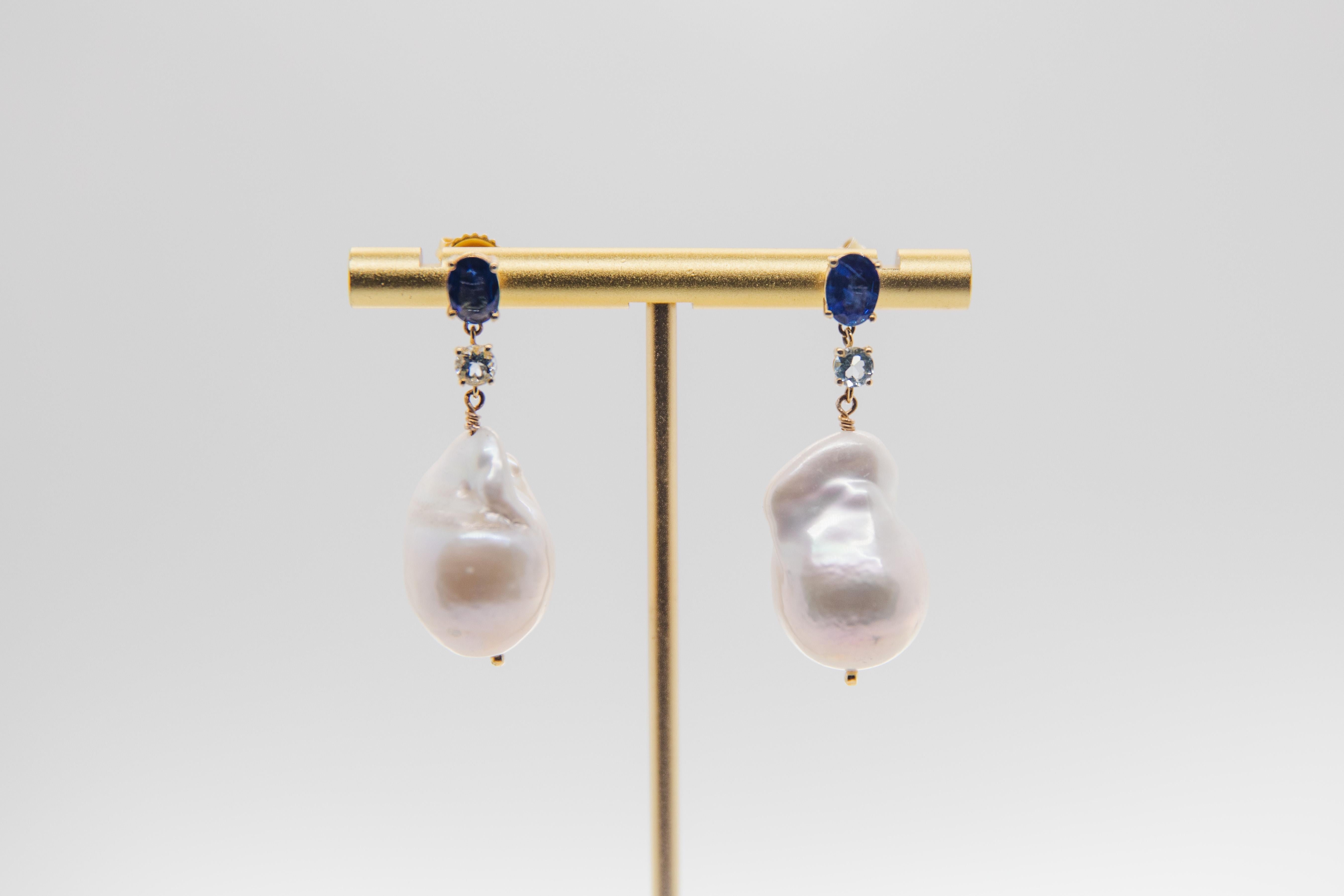 Women's or Men's 1.98 Carat Sapphire Aquamarine Baroque Pearl Drop Earring For Sale
