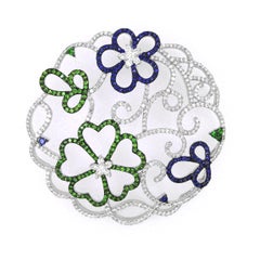 1.98 cts of White Diamond Flower Pendant