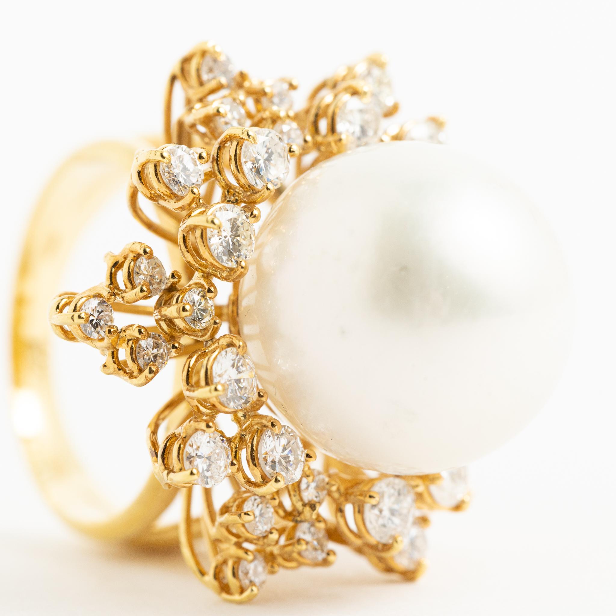 1980 18 Karat Yellow Gold Diamonds, 16 mm. South Sea Pearl Cocktail Ring For Sale 4
