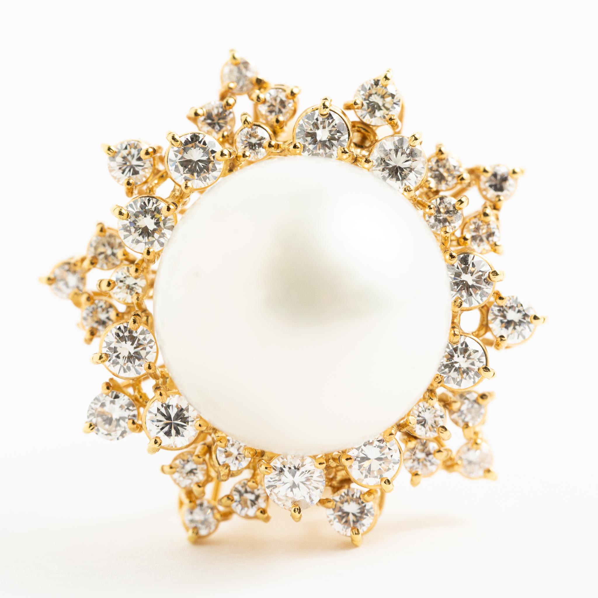 1980 18 Karat Yellow Gold Diamonds, 16 mm. South Sea Pearl Cocktail Ring For Sale 5