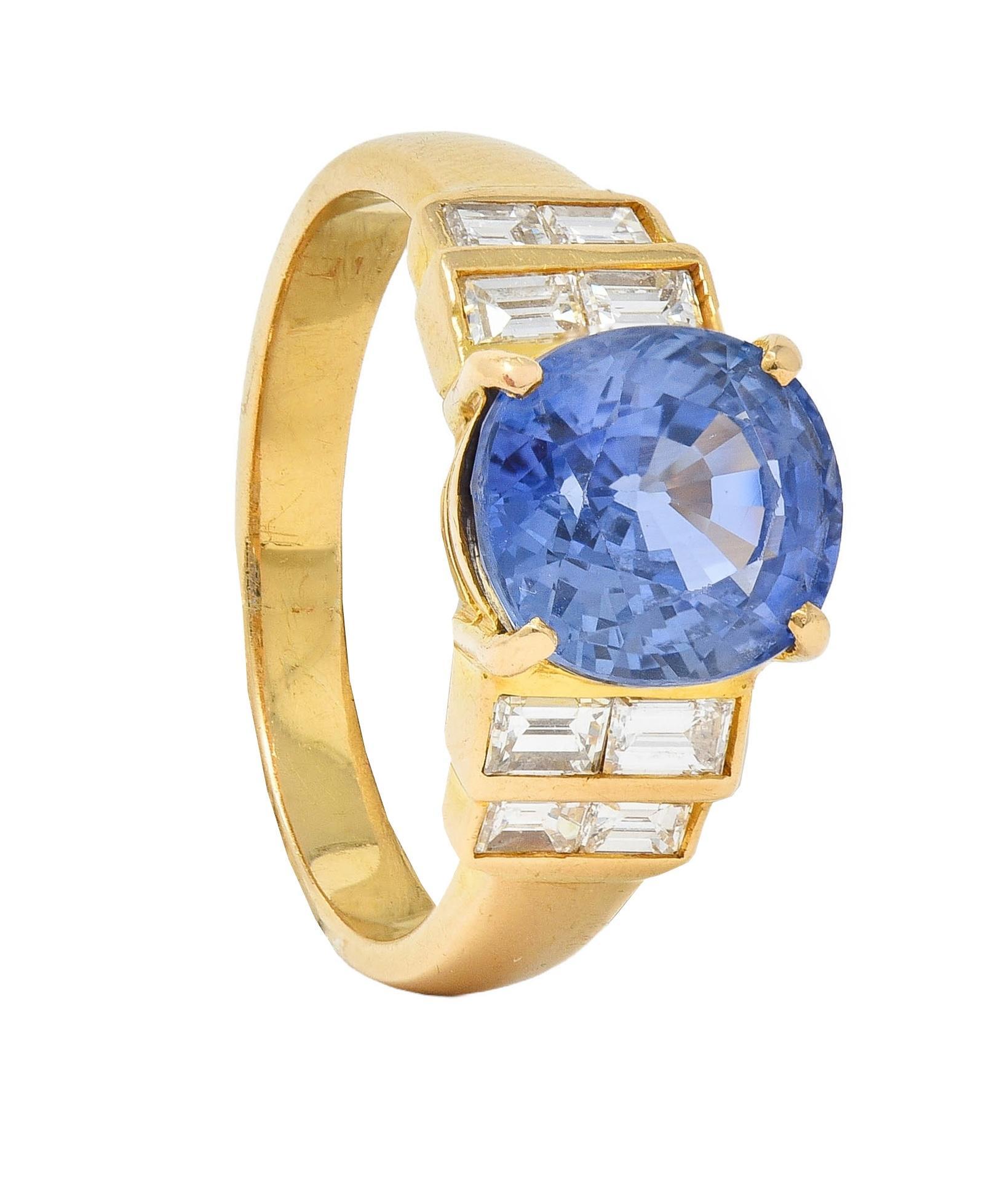 Bague vintage à gradins en or jaune 18 carats avec saphir de Ceylan 4,07 carats et diamants, 1980 en vente 5