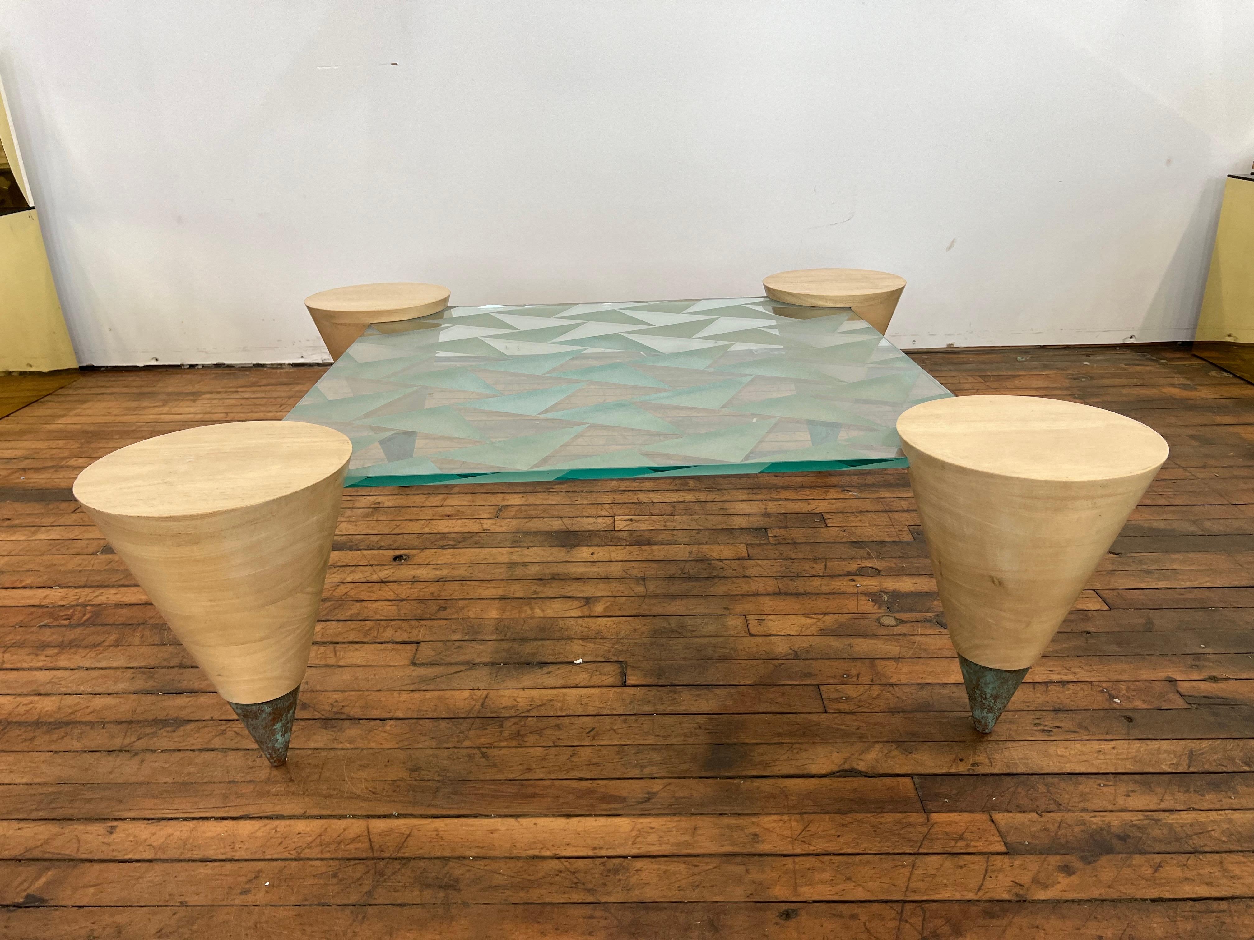 Américain Table basse Art déco à carreaux en verre, 1980 en vente
