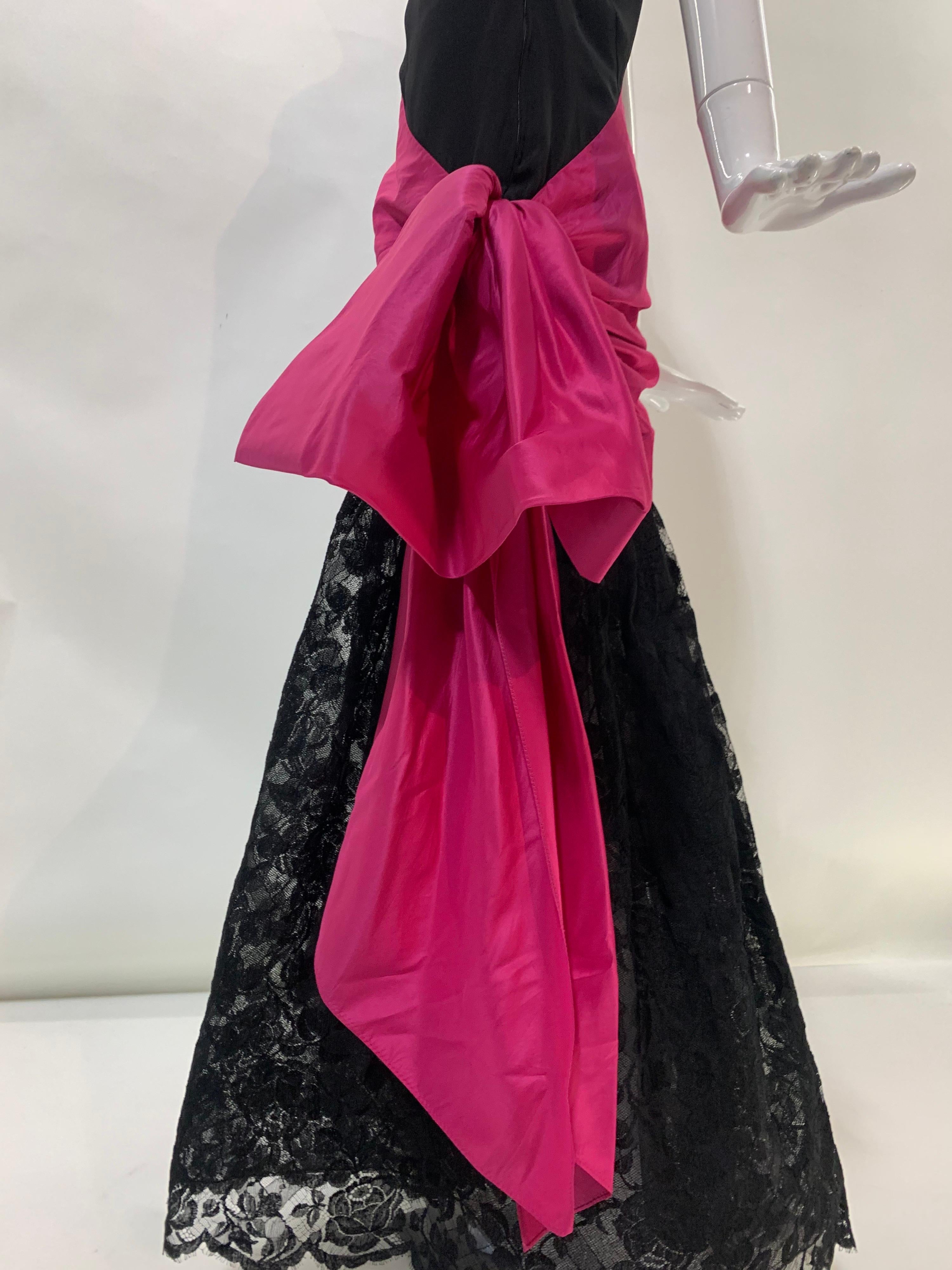 1980 Bill Blass Black Silk Crepe One-Shoulder Gown w/ Lace Skirt and Fuchsia Bow For Sale 7