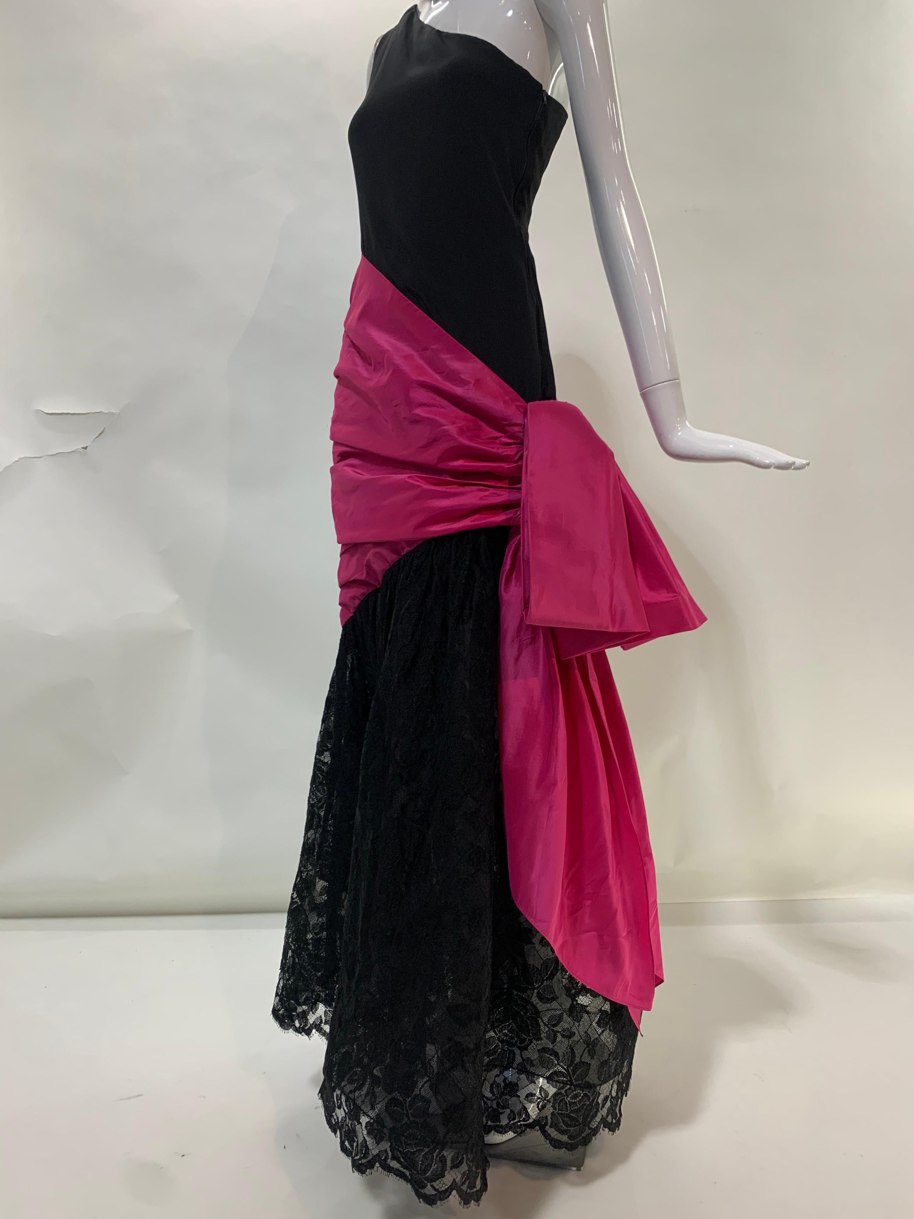 1980 Bill Blass Black Silk Crepe One-Shoulder Gown w/ Lace Skirt and Fuchsia Bow For Sale 14