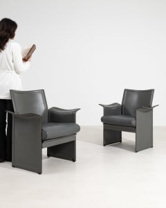 1980 Black Pair Of Postmodern Korium KM1 Leather Armchairs by Tito