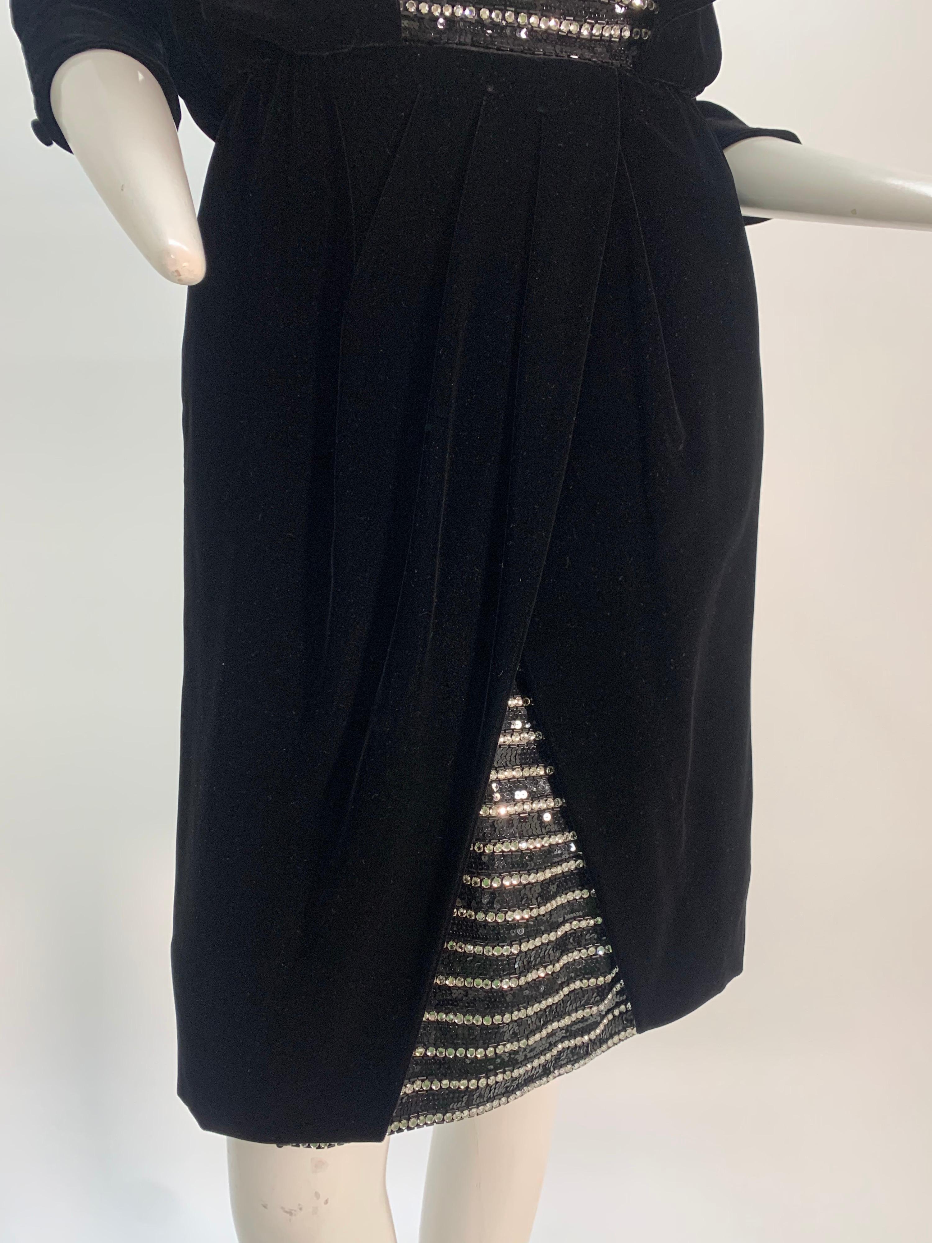 1980 Carolyne Roehm Black Velvet Cocktail Dress W/ Rhinestone & Sequin Stripes For Sale 7