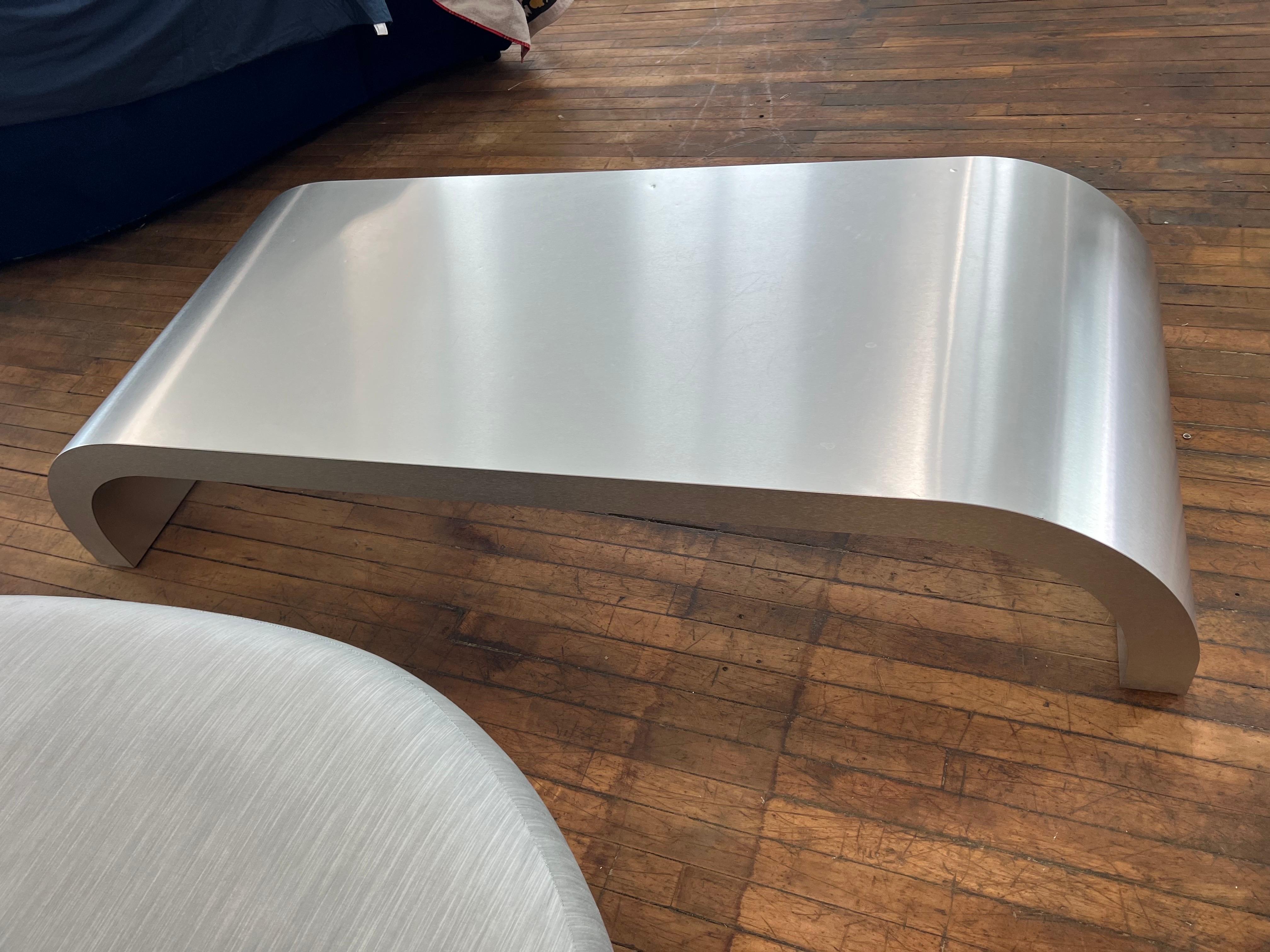 Stratifié Table basse cascade chromée 1980 d'après Karl Springer en vente