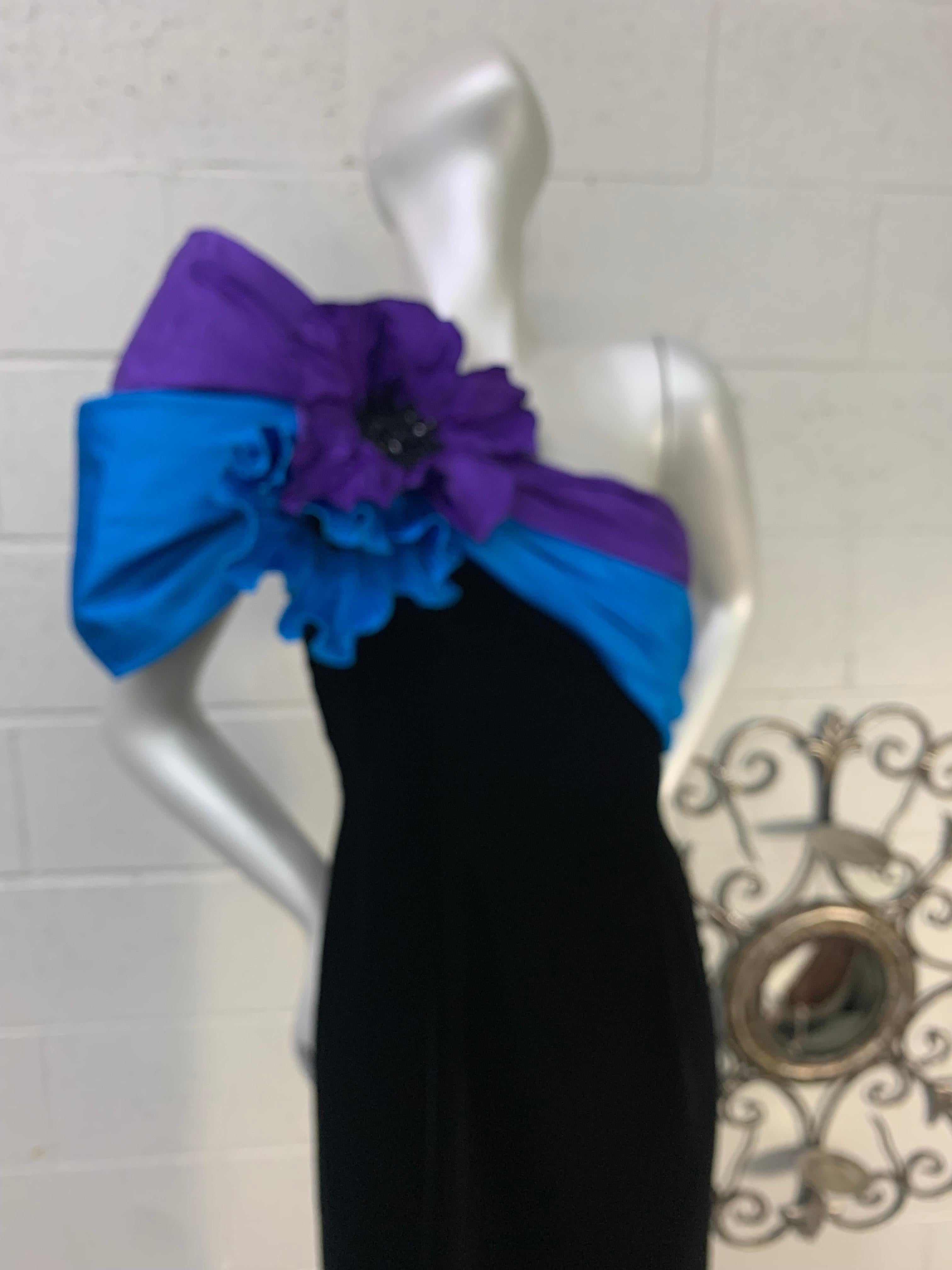 1980 Eugene Alexander Black Velvet Evening Gown w Cobalt & Purple Silk Sash  In Excellent Condition For Sale In Gresham, OR