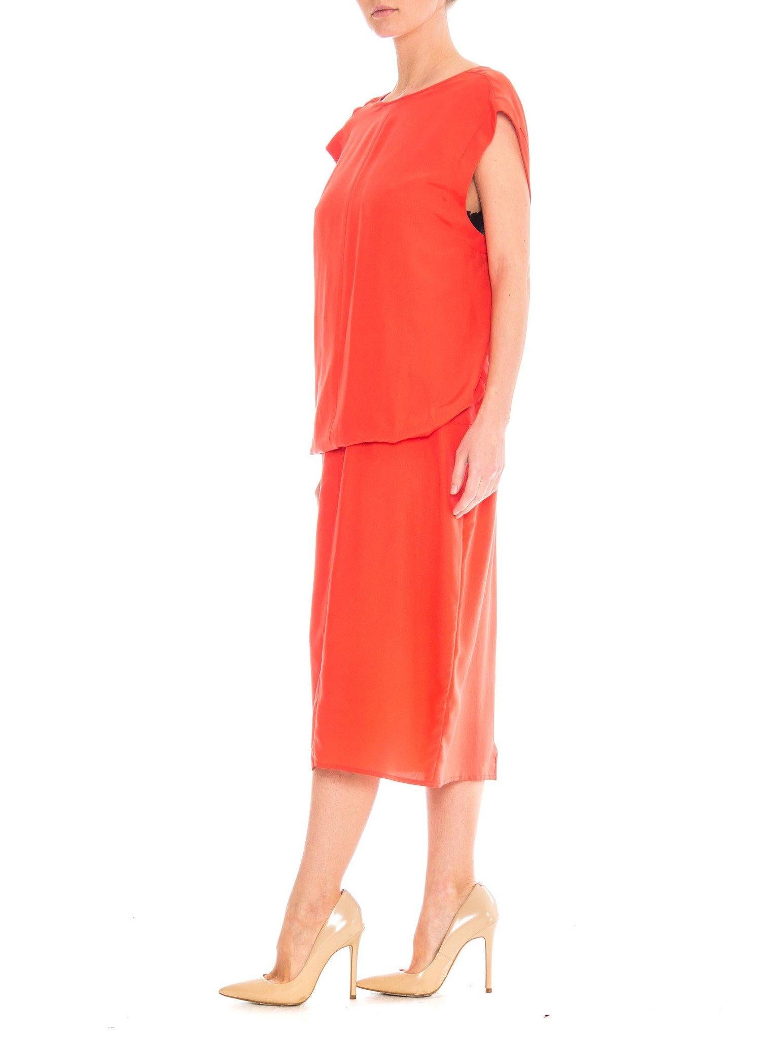 1980 GIANFRANCO FERRE Coral Light Weight Silk Low Back Minimalist Dress For Sale 2
