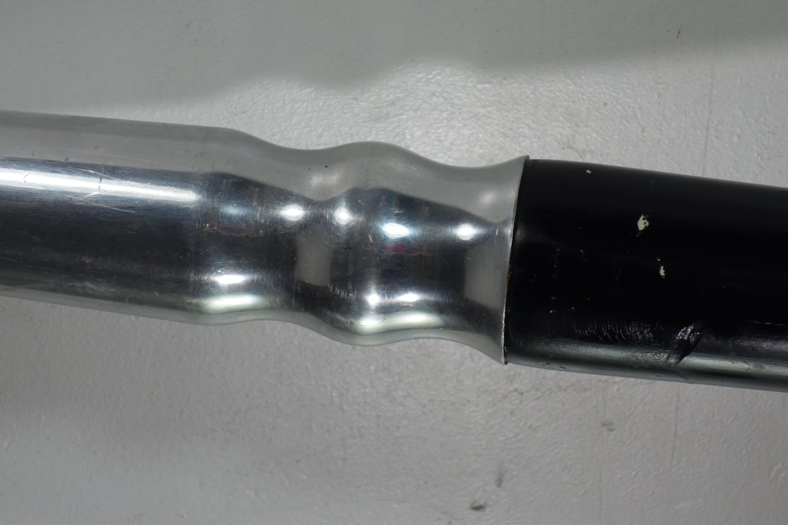 1980 Publicidad Gigante Vintage Madera Pincel Negro Moderno de mediados de siglo en venta