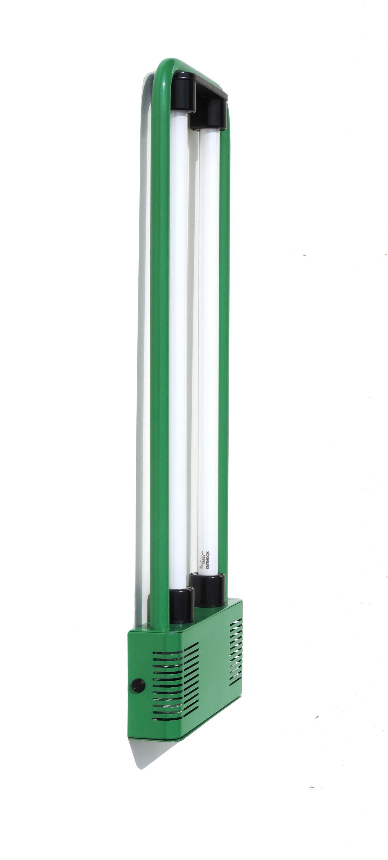 Italian 1980 Gigante for Zerbetto Postmodern Design Fluorescent Green Wall Lamp For Sale