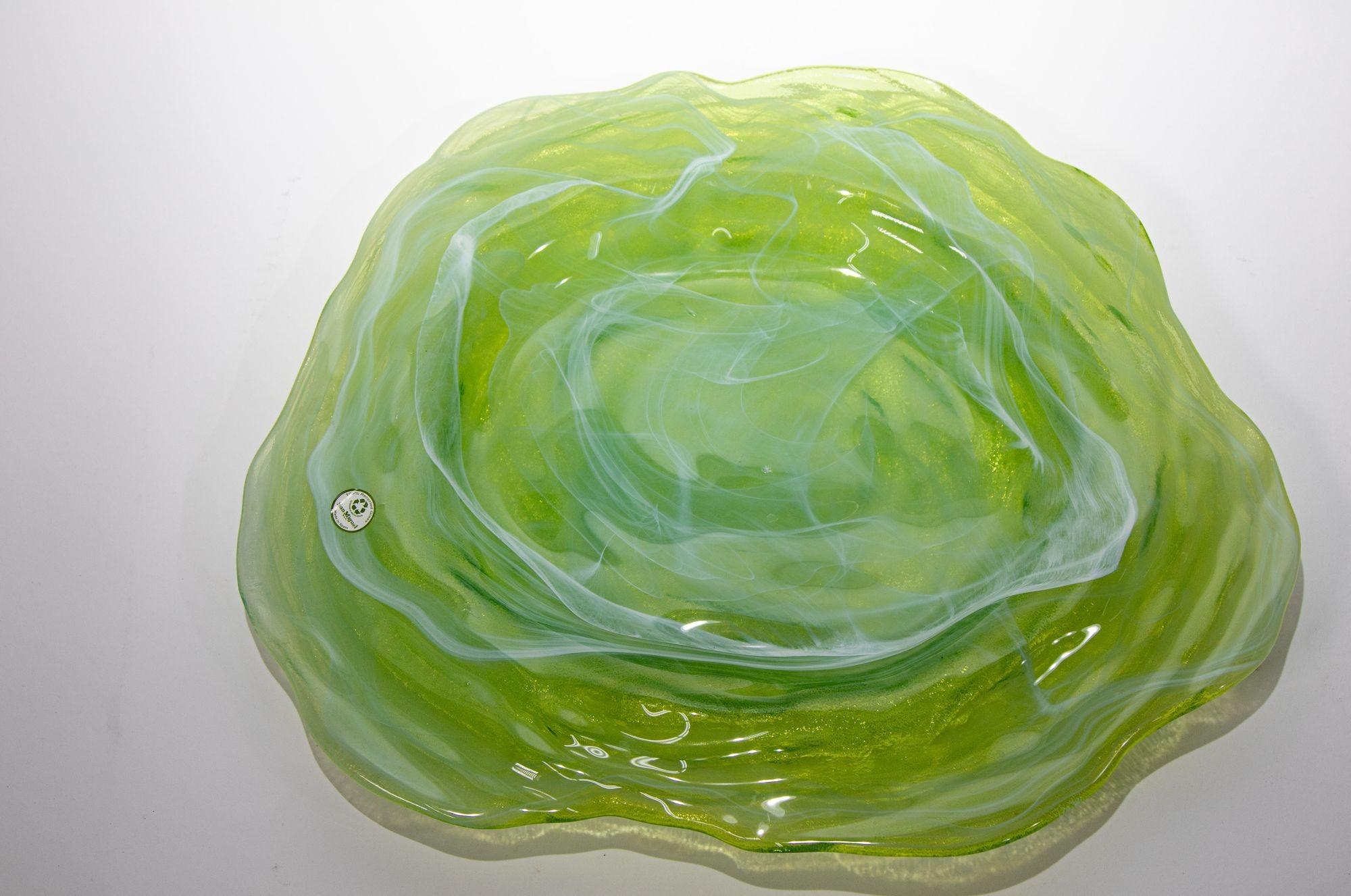 1980, Green Art Glass Platter Made in Spain For Sale 8