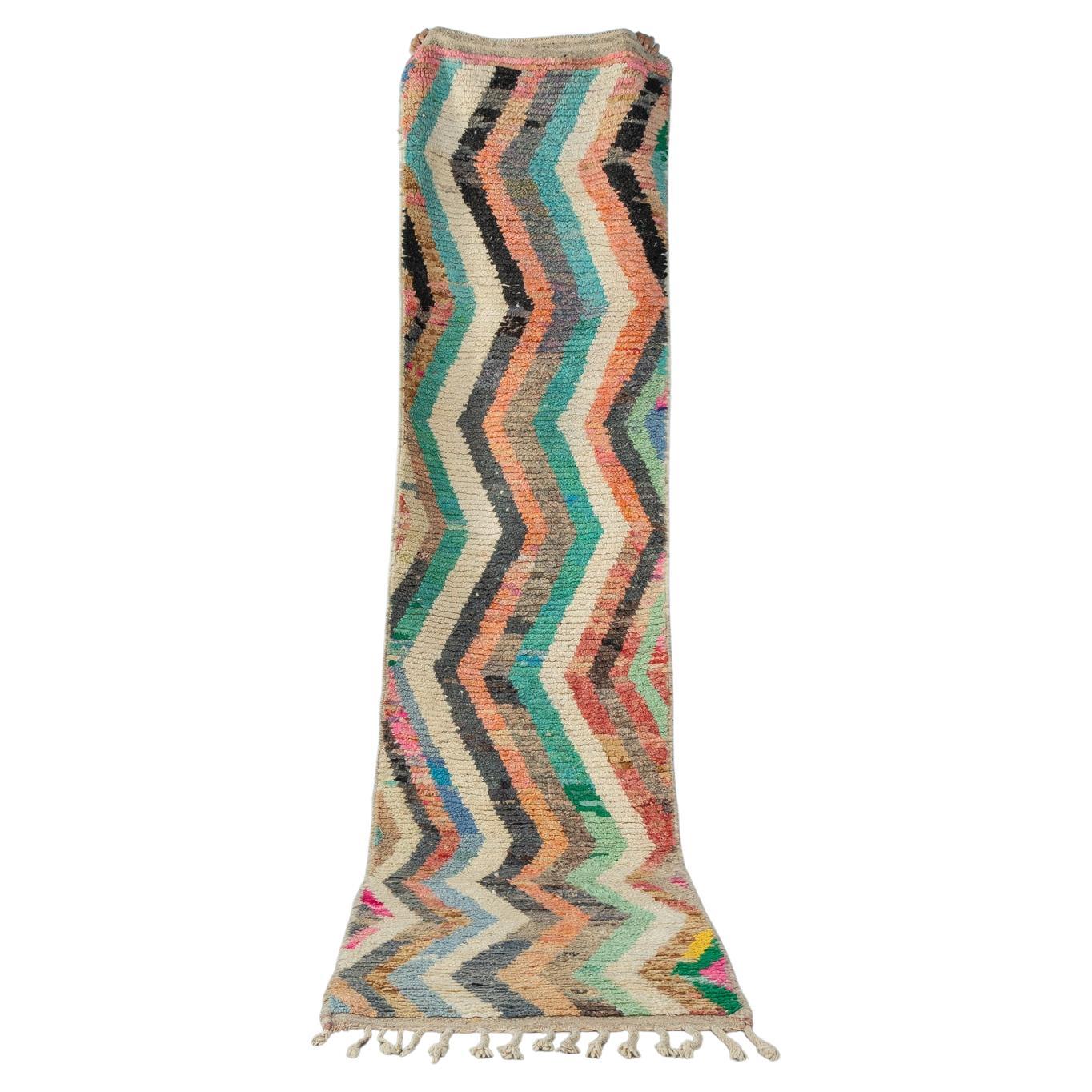 1980 Handmade Berber Rug 100% Wool For Sale