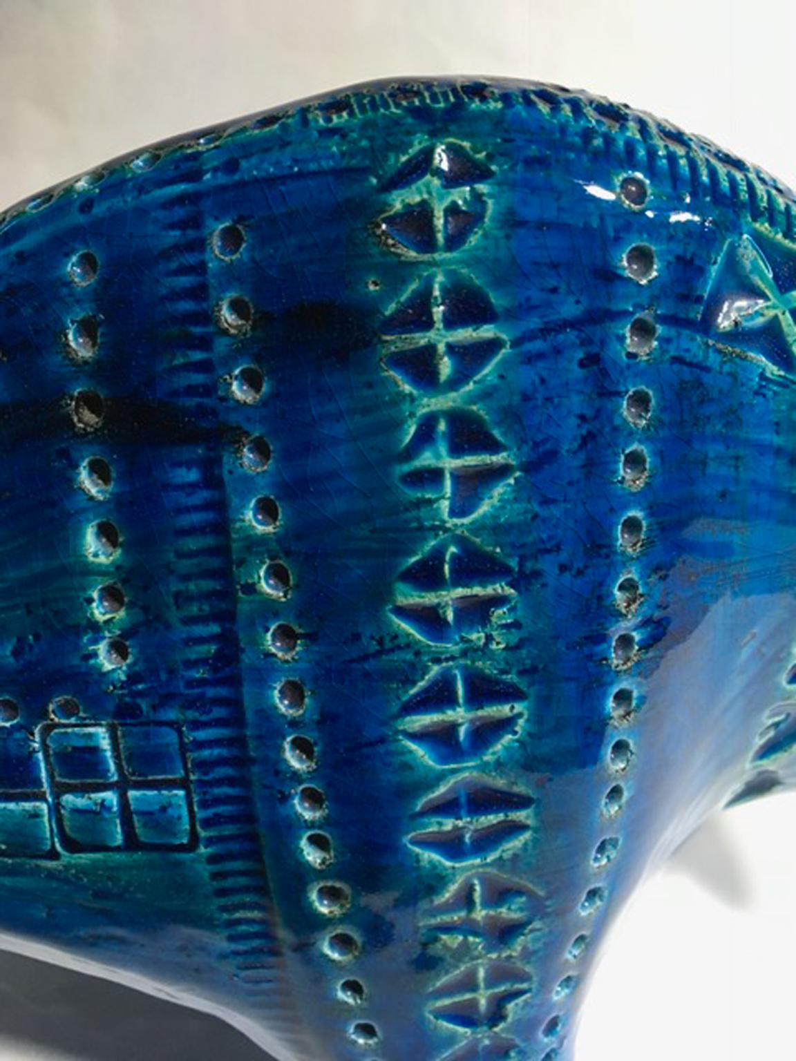 1980 Post-Modern Italian Design Bull in Turquoise Enameled Ceramic For Sale 9