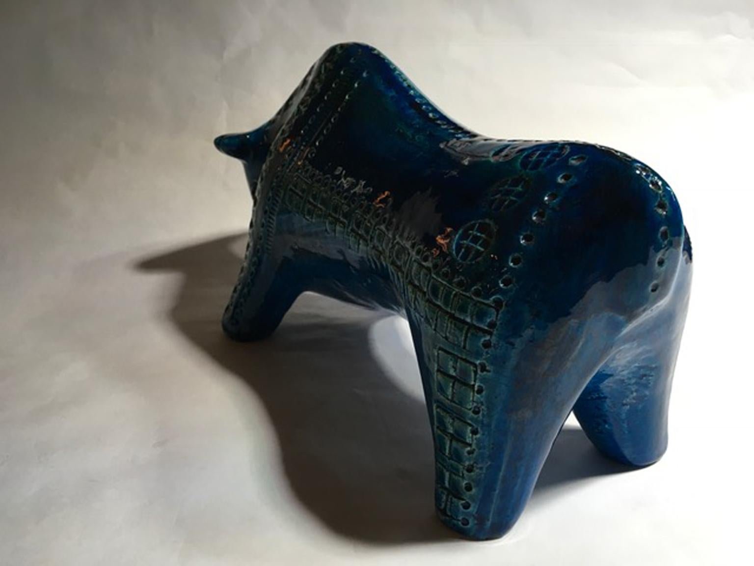 1980 Post-Modern Italian Design Bull in Turquoise Enameled Ceramic For Sale 10