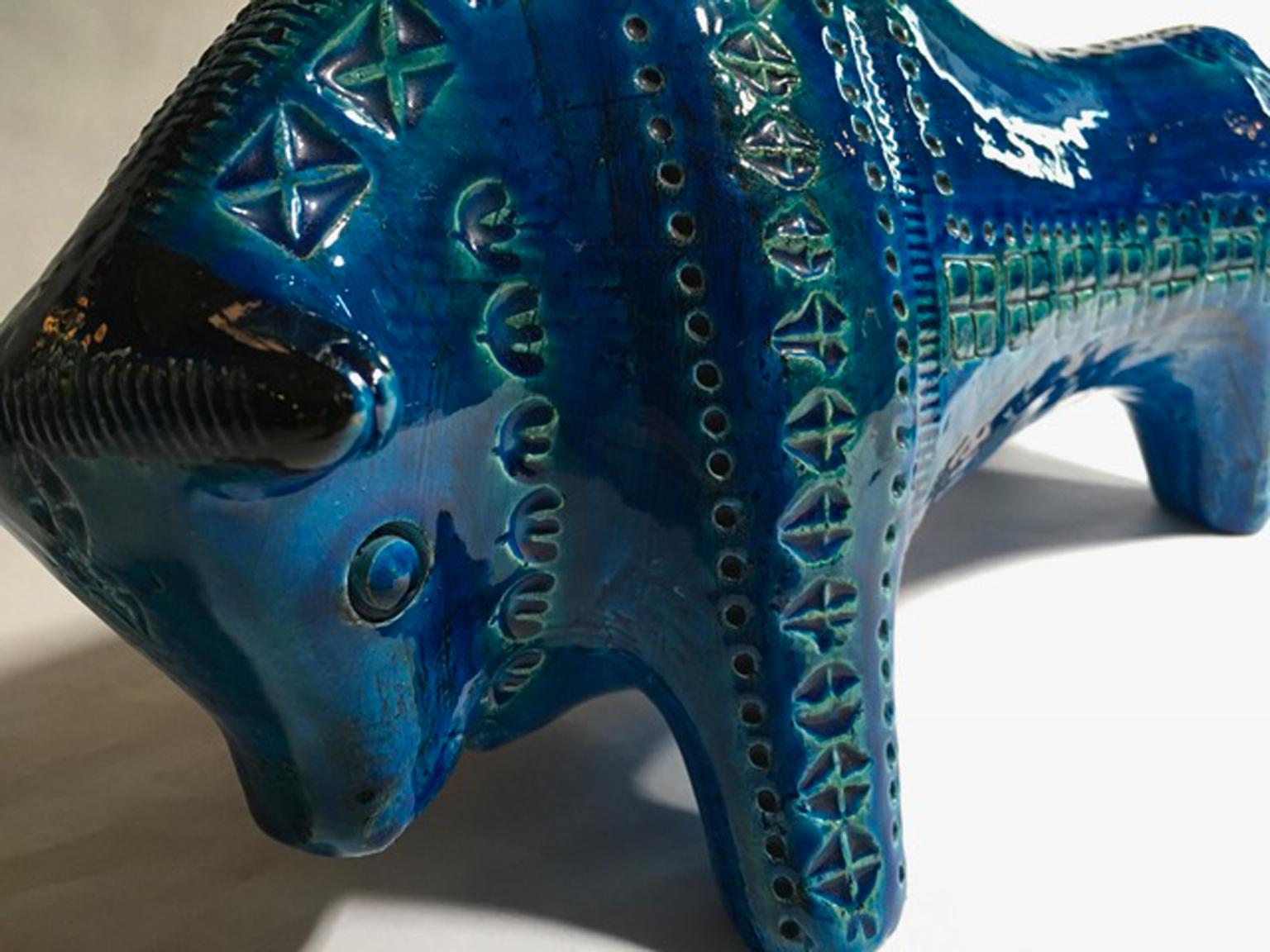 1980 Post-Modern Italian Design Bull in Turquoise Enameled Ceramic In Good Condition For Sale In Brescia, IT