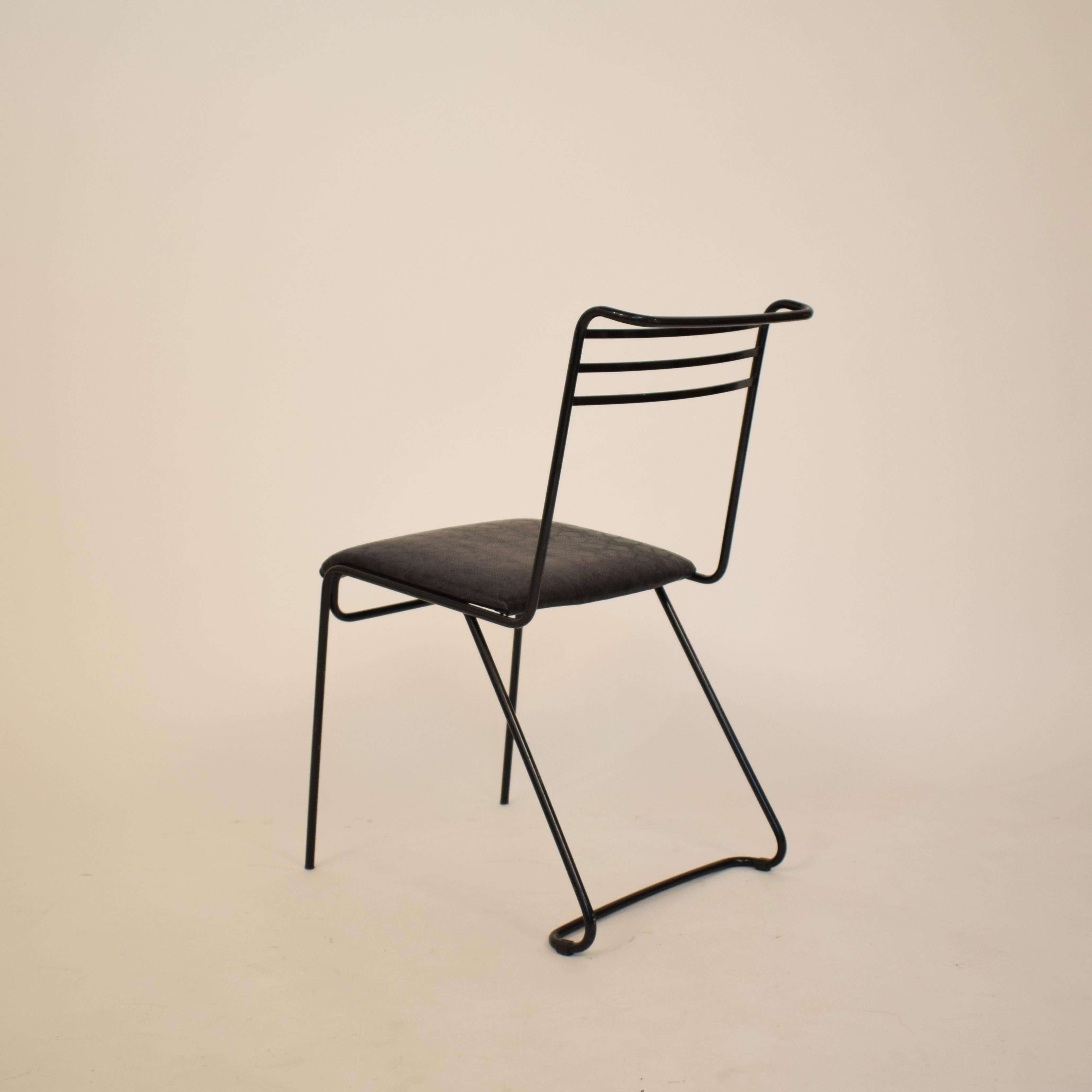 Late 20th Century 1980 Italian Midcentury / Memphis Black Lacquered Metal Chair with Leather Seat