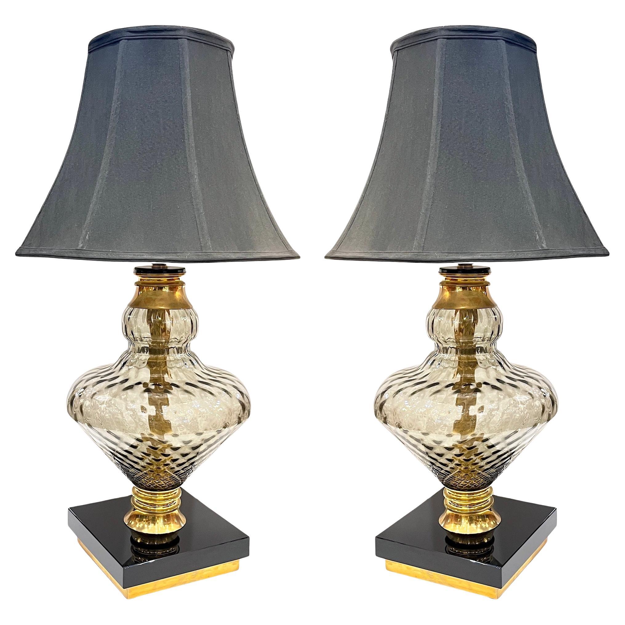 1980 Vintage By Lampes en verre Murano fumé Abat-jour en laiton noir