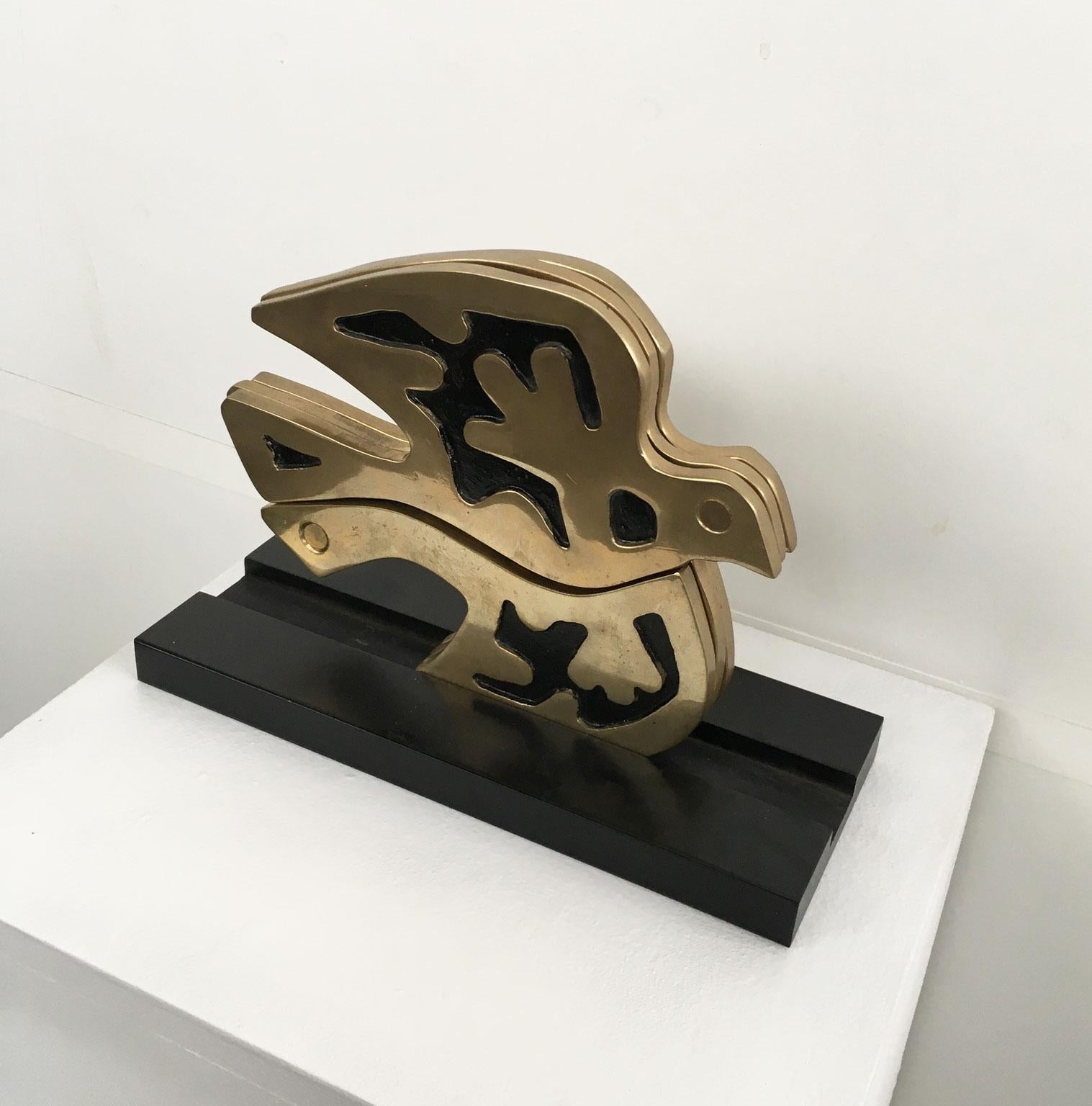 Abstrakte Bronzeskulptur Bruno Chersicla, Italien, 1980  Türkentaube im Angebot 4