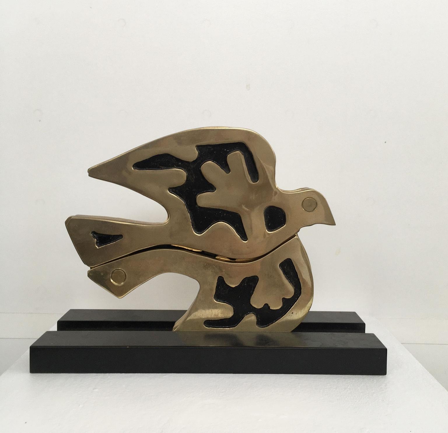 Abstrakte Bronzeskulptur Bruno Chersicla, Italien, 1980  Türkentaube im Angebot 12