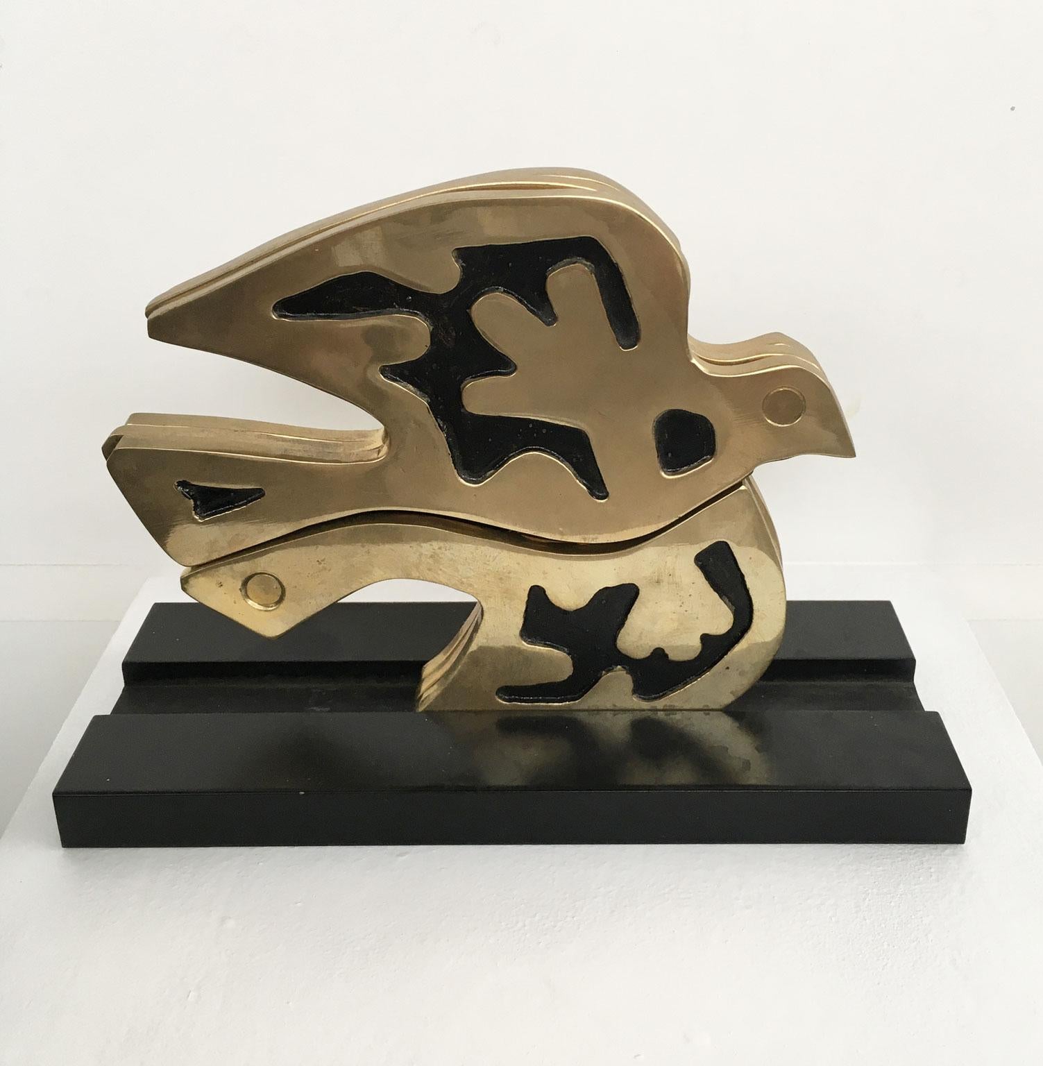 Abstrakte Bronzeskulptur Bruno Chersicla, Italien, 1980  Türkentaube im Angebot 13