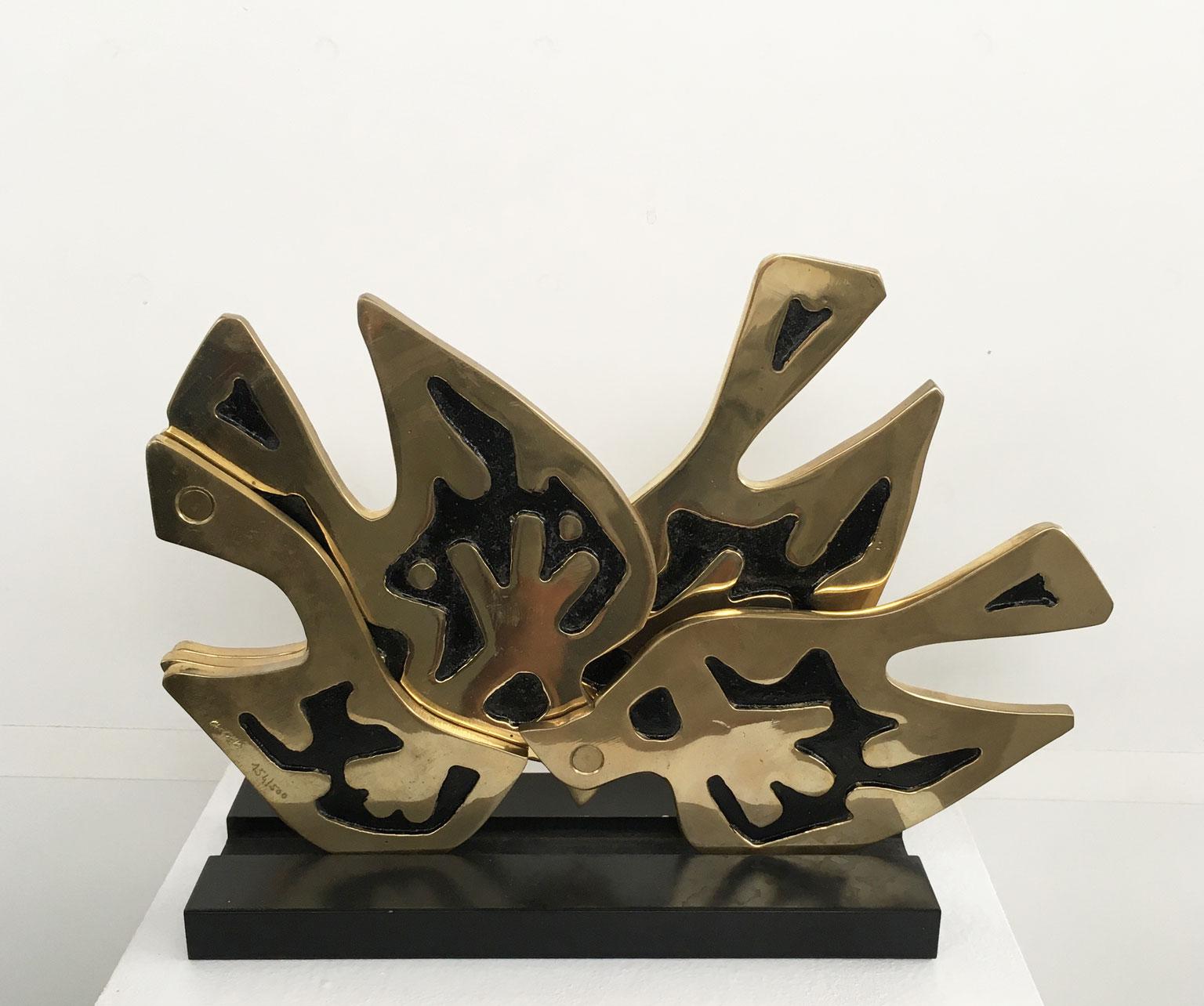 20th Century 1980 Italy Abstract Bronze Sculpture Bruno Chersicla  Colomba Dove For Sale