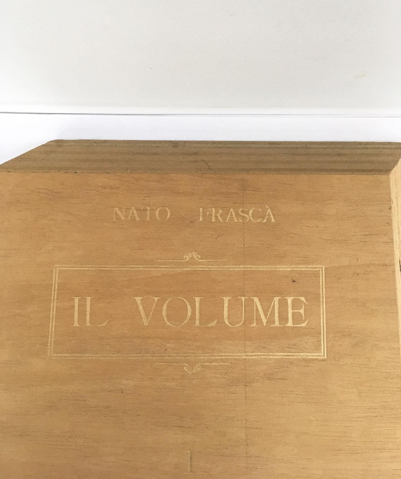 1975 Italie Sculpture abstraite en bois de Nato Frascà Il Volume Le Livre en vente 12