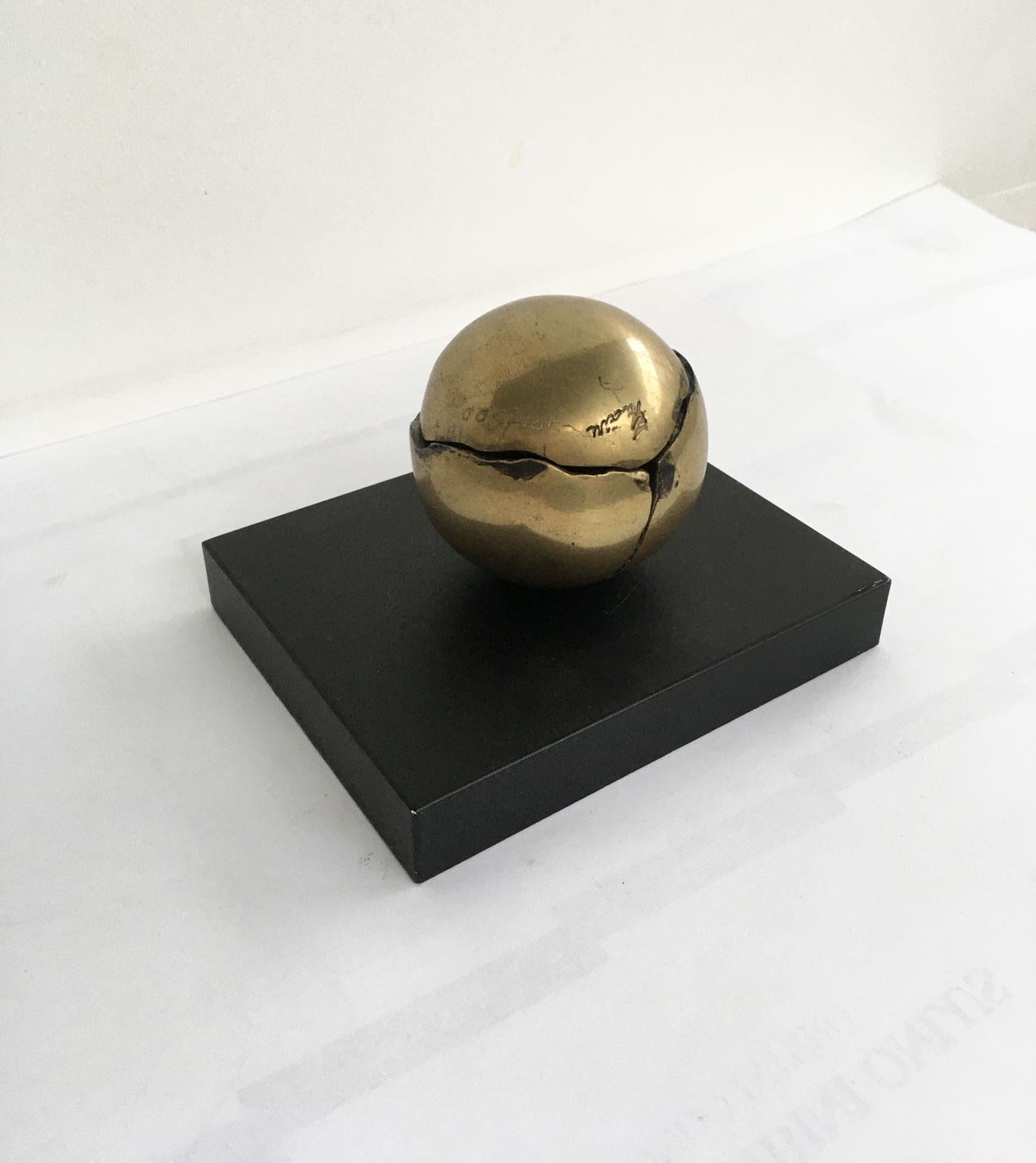 Bronze Sculpture cinétique abstraite en bronze de Franco Zazzeri Sfera Stratificata, Italie, 1980 en vente