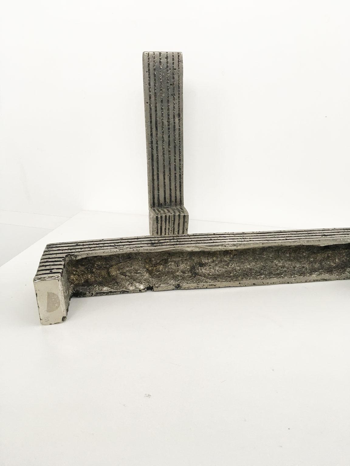 1980 Italia Bronce Escultura Abstracta Urano Palma Tavolo Del Politico E Sedia en venta 8