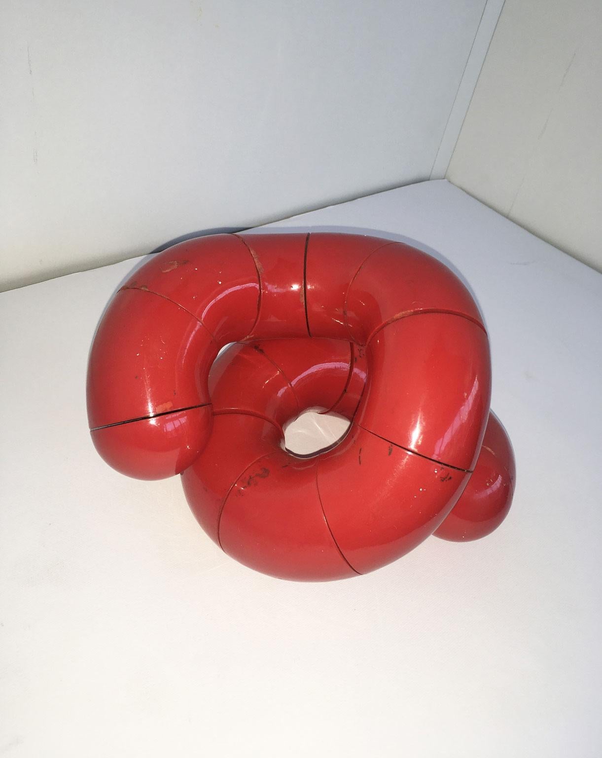 Plastique Sculpture cinétique abstraite post-moderne italienne Les Simonnet, 1980  Polimorphes en vente