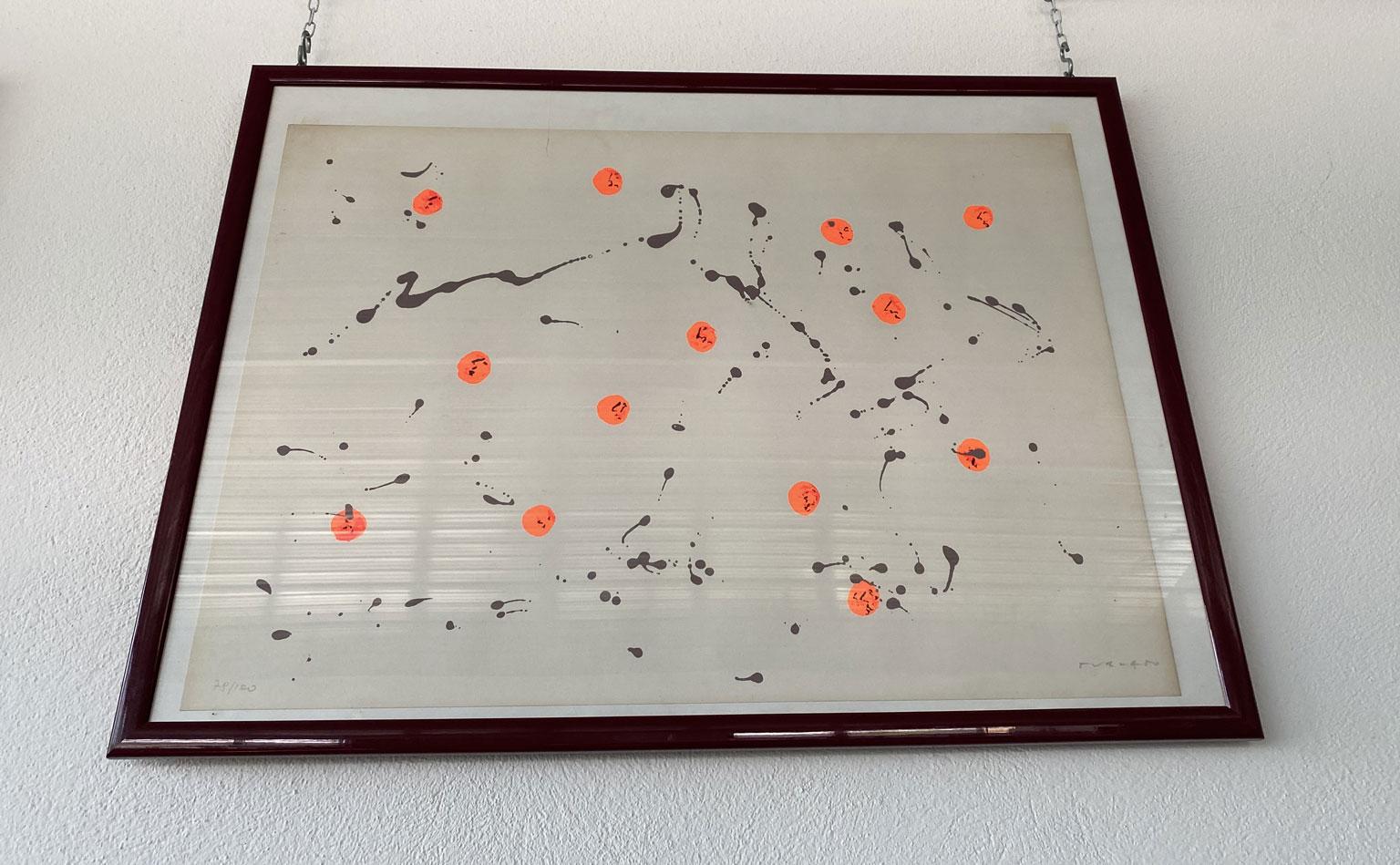 Il s'agit d'une œuvre d'art abstraite très attrayante de l'artiste italien Giulio Turcato, bien connu et dont le prix est élevé.
Il s'agit d'un tirage multiple sur papier numéroté 79/100 réalisé dans sa période de l'abstraction italienne.

Giulio