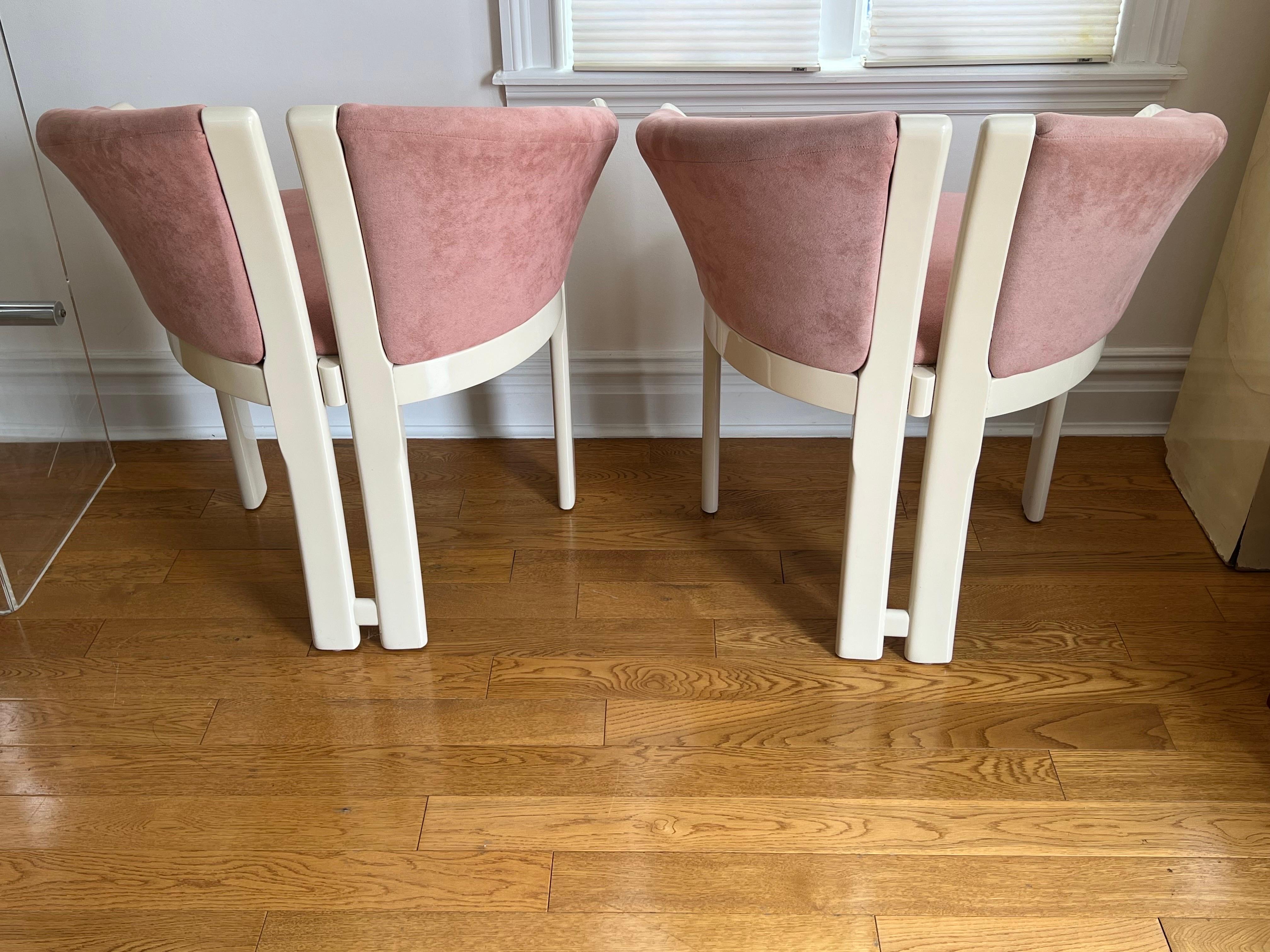 1980 PostModern Lacquer Pink Velvet Club Chairs - a Pair

Some watermarks on one of the pink velvet chairs. Overall good condition but does show signs of wear.

Please check all of the photos for the condition, photos are a part of the description