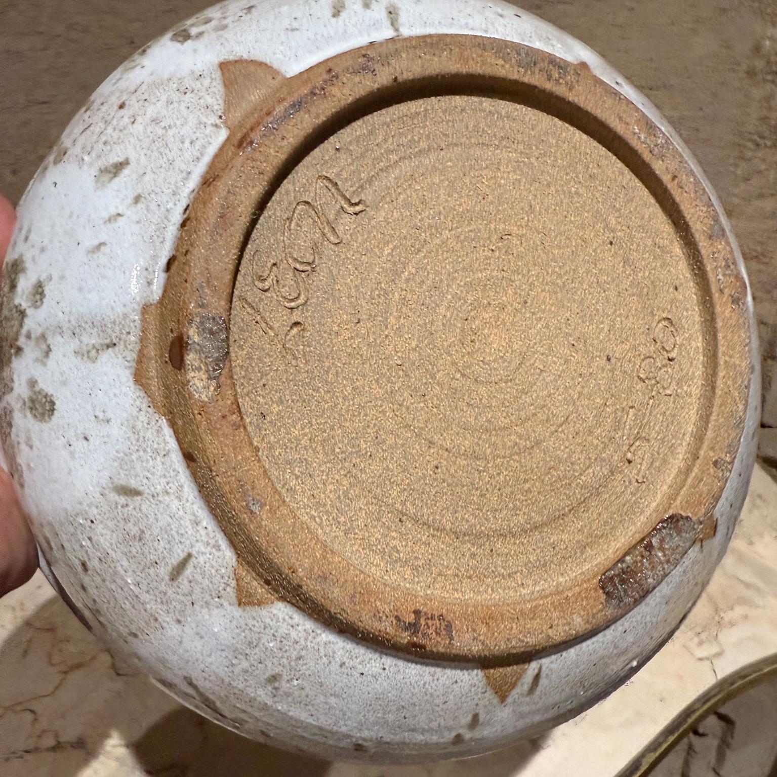 1980 Leon Art Bowl Handmade Glazed Studio Pottery For Sale 4