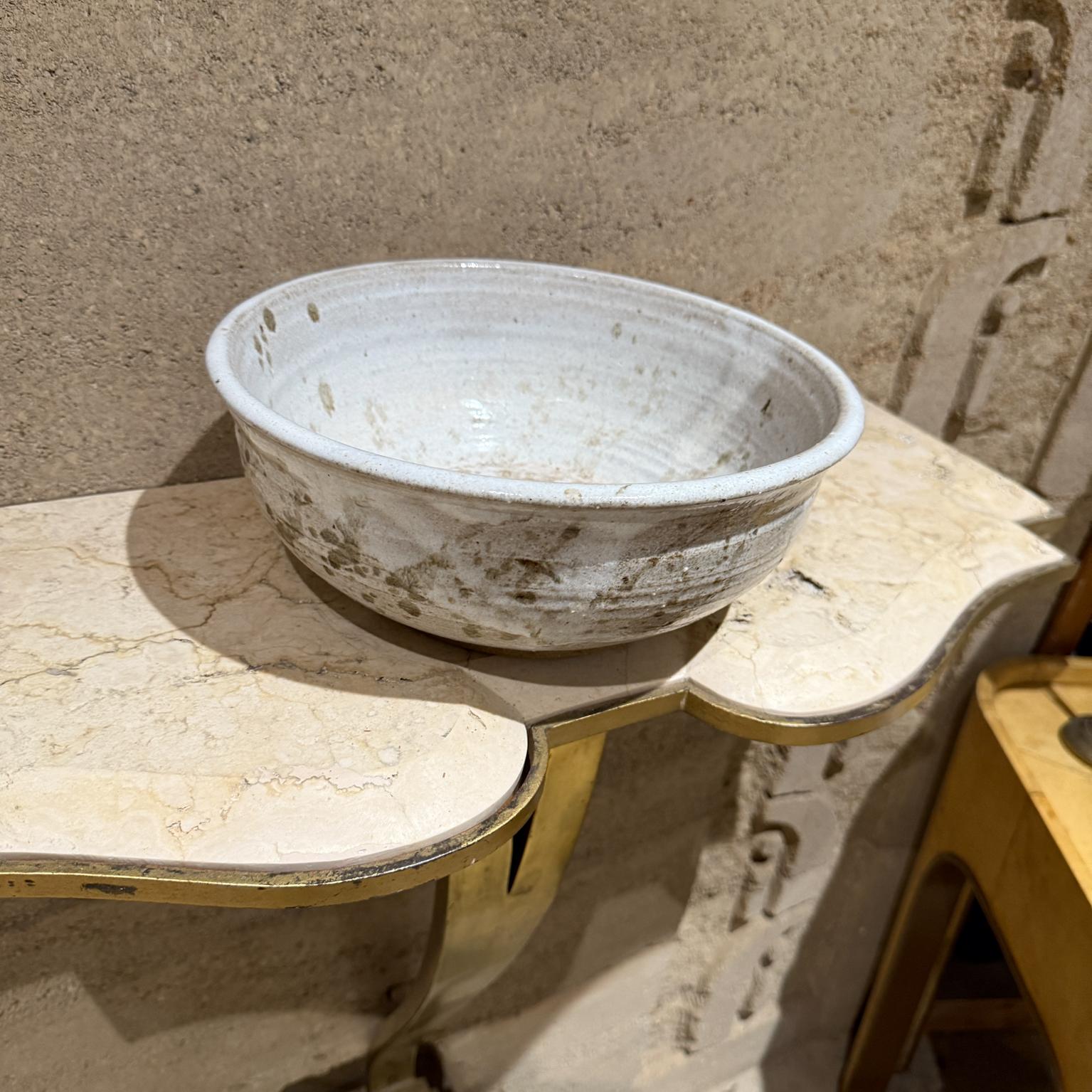 1980 Leon Art Bowl Handmade Glazed Studio Pottery In Good Condition For Sale In Chula Vista, CA