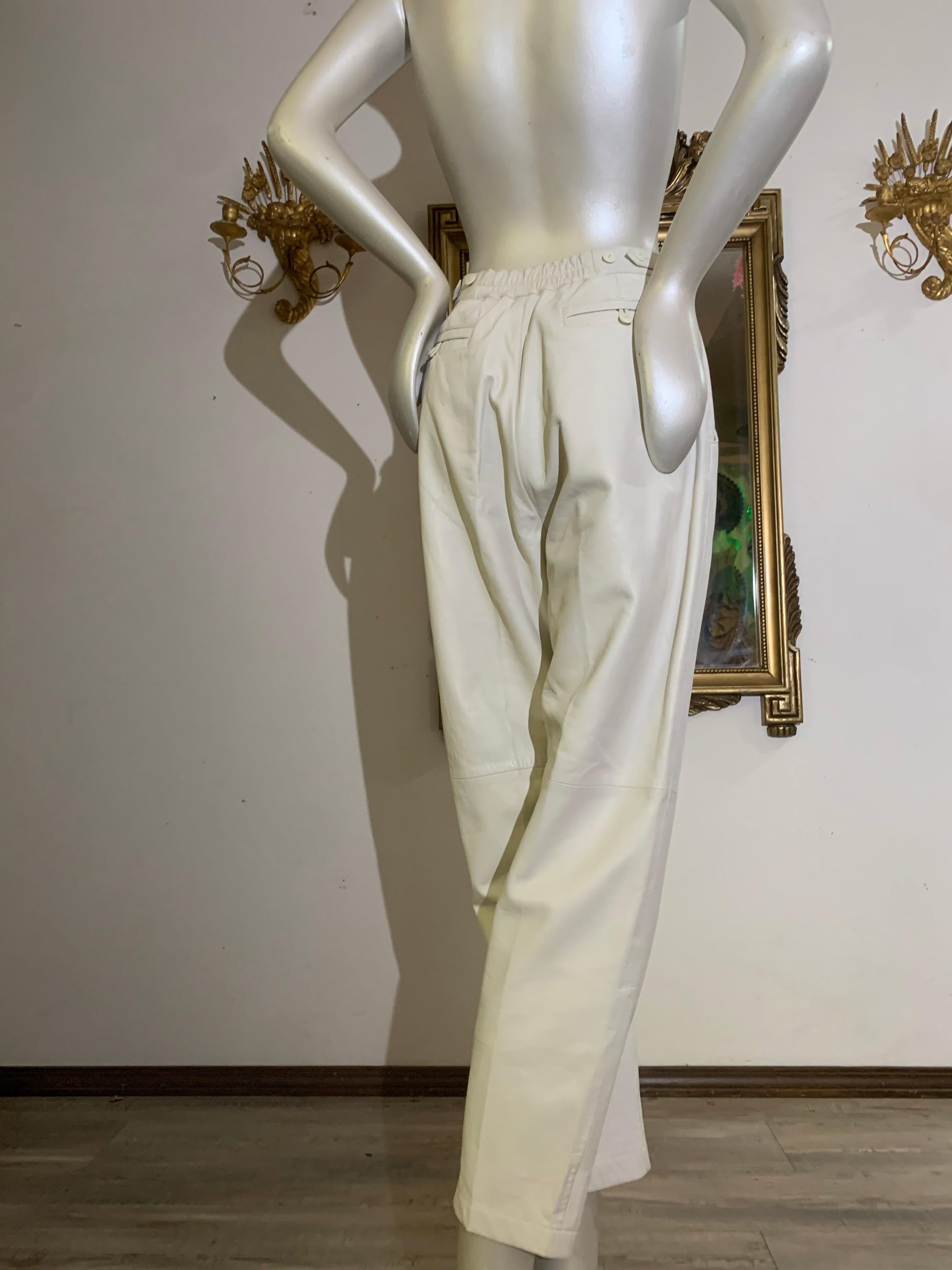 1980 Lillie Rubin White Leather Trench Coat w Gold Metallic Zebra Stripe Stencil For Sale 12