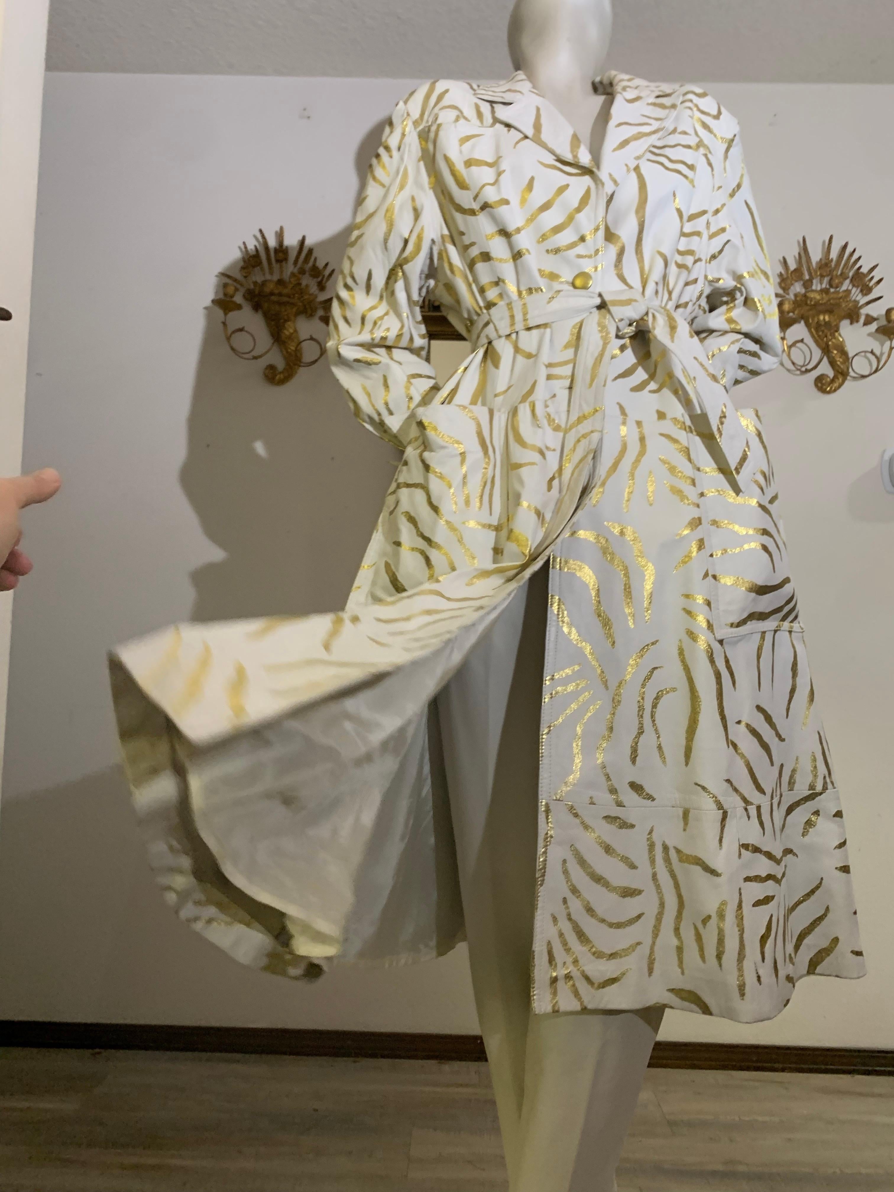Brown 1980 Lillie Rubin White Leather Trench Coat w Gold Metallic Zebra Stripe Stencil For Sale