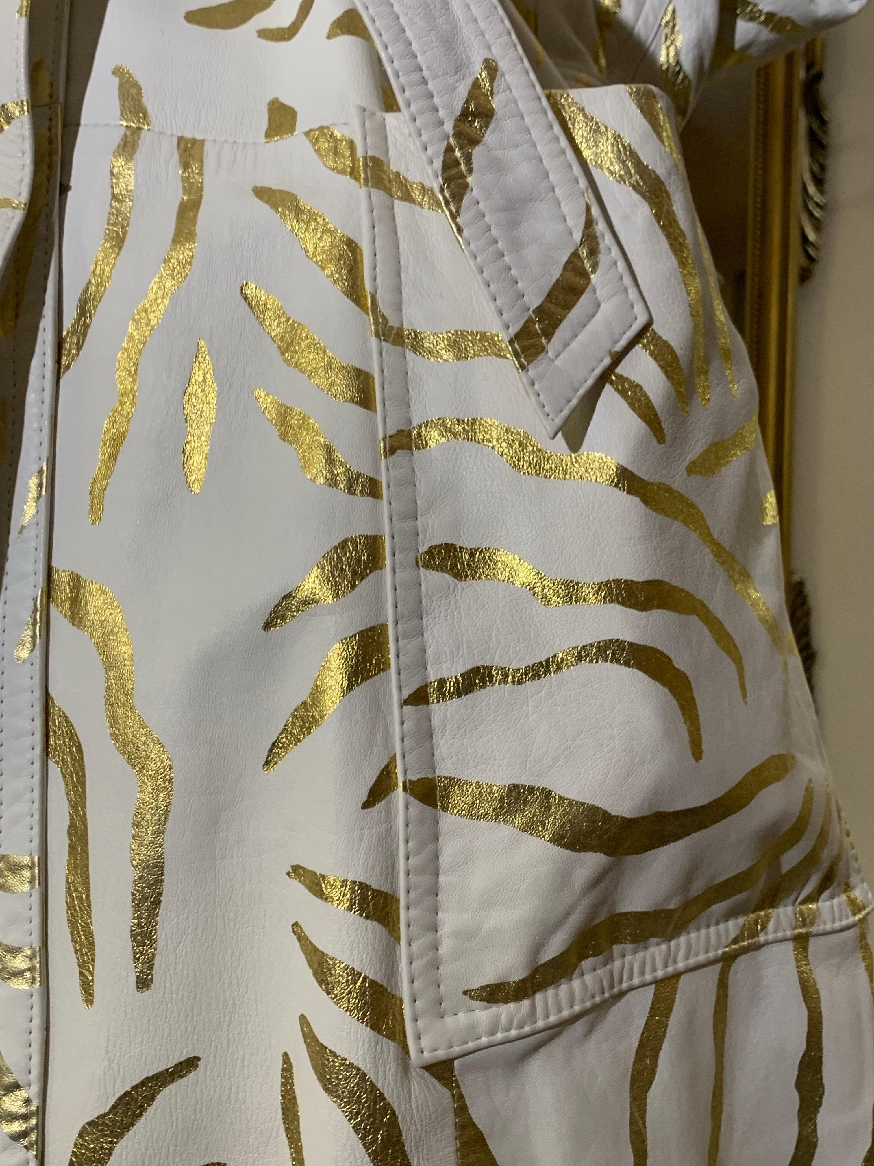 1980 Lillie Rubin White Leather Trench Coat w Gold Metallic Zebra Stripe Stencil For Sale 1