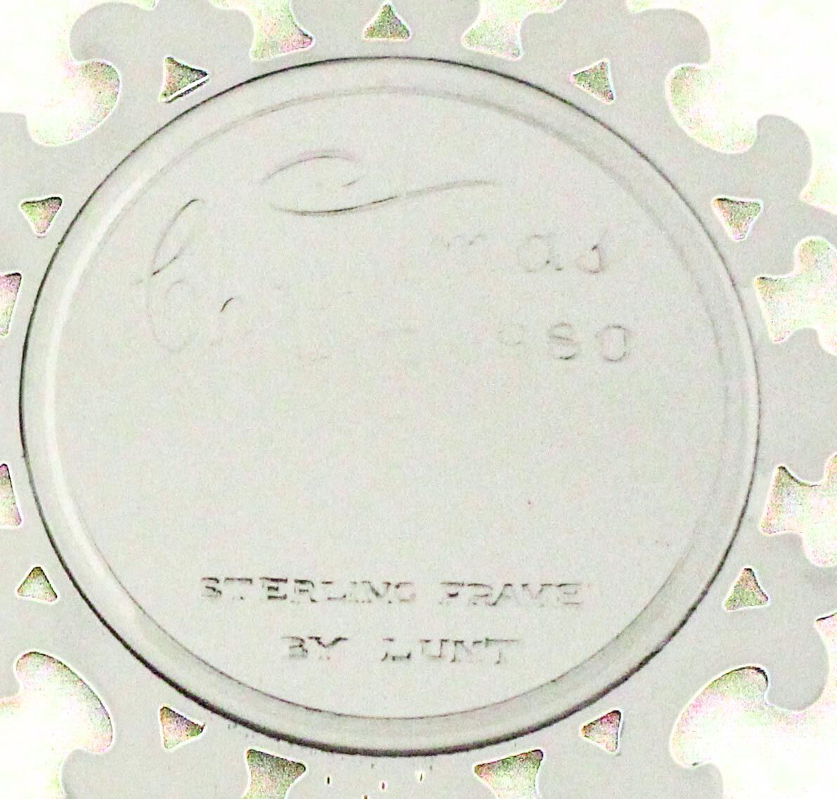 1980 Lunt Silversmiths Adorno de Navidad de plata de ley y esmalte finales del siglo XX en venta