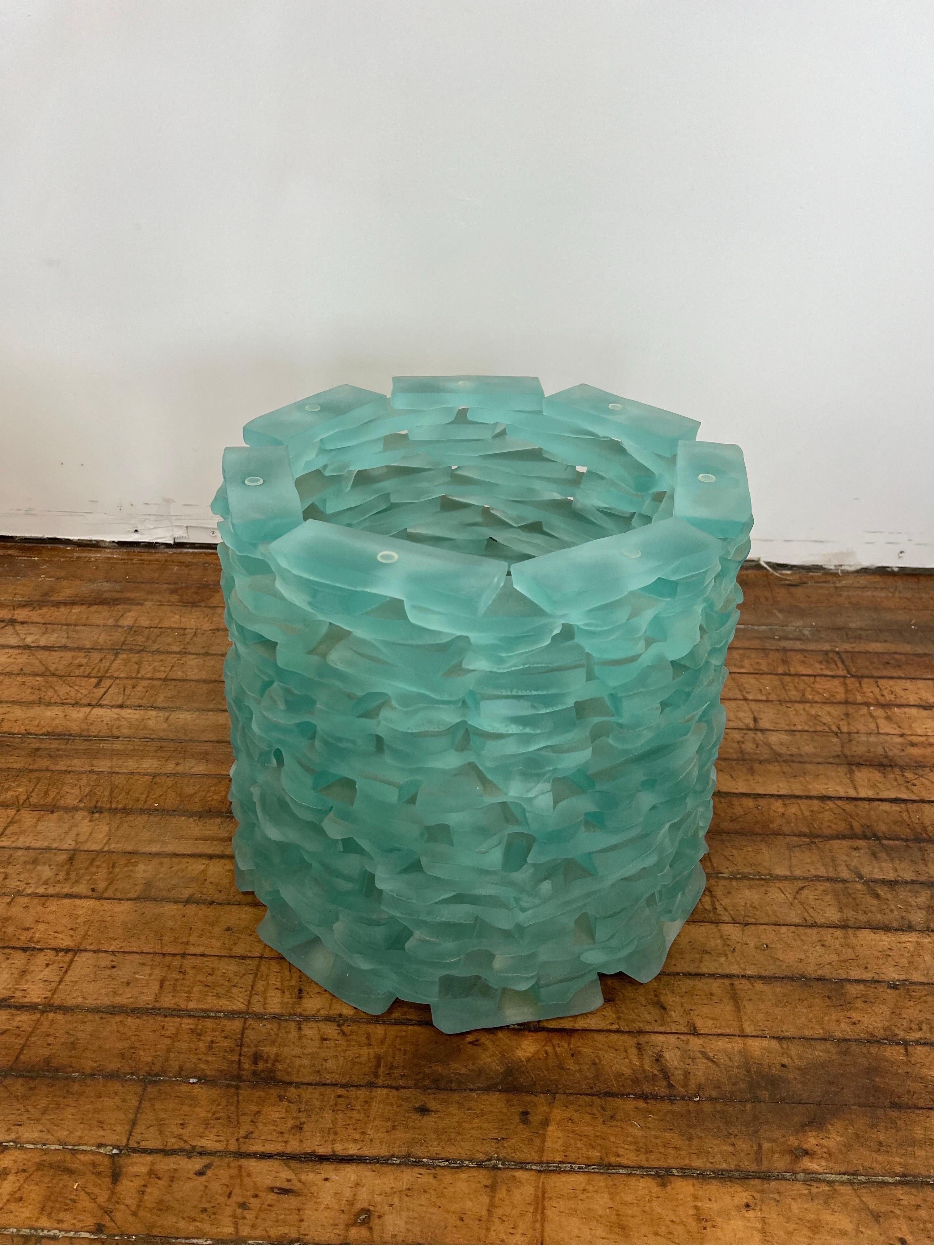 Verre Table basse en verre de Murano empilée de 1980 en vente