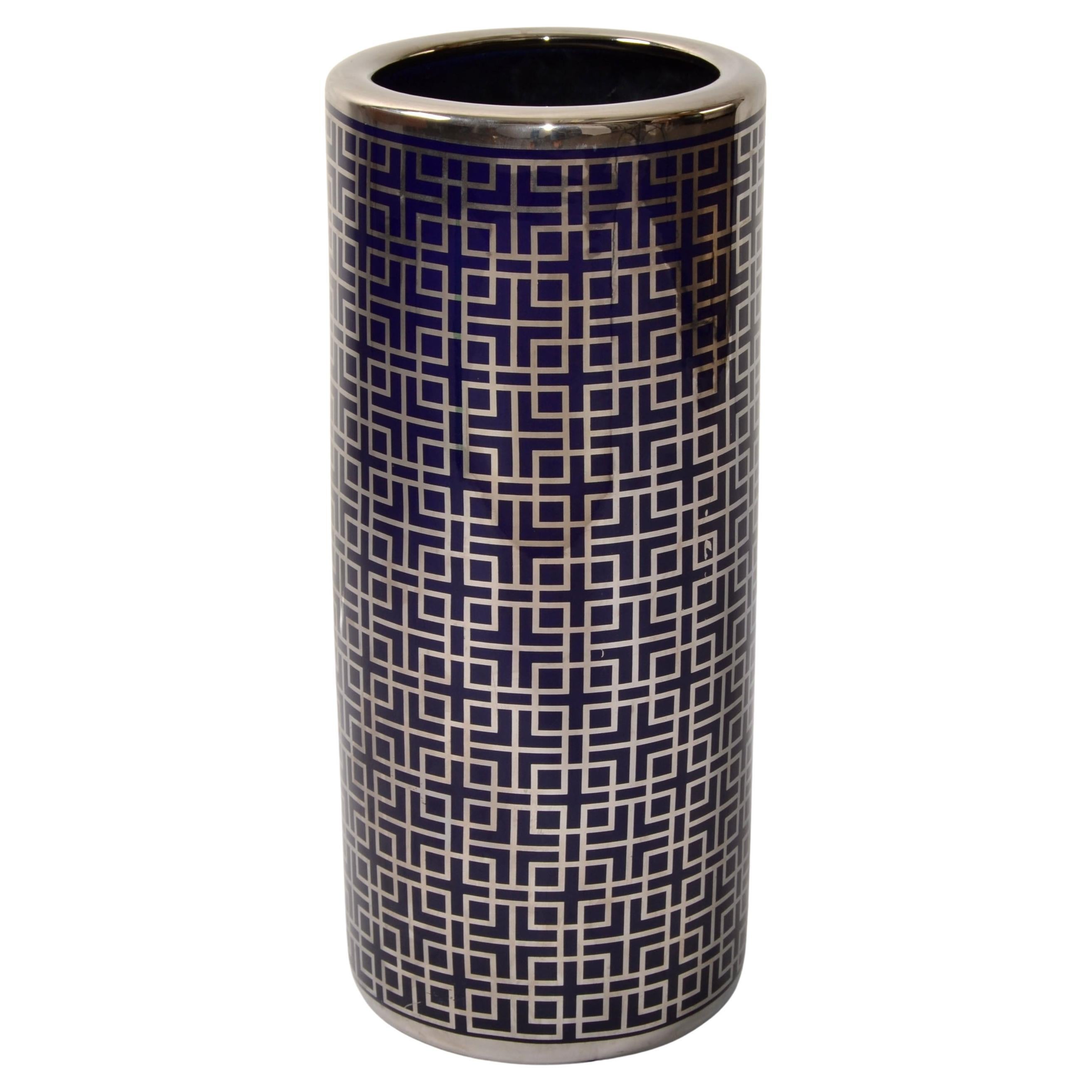 1980 Op Art Blue Silver Gray Porcelain Umbrella Stand Mid-Century Modern (Porte-parapluie en porcelaine)