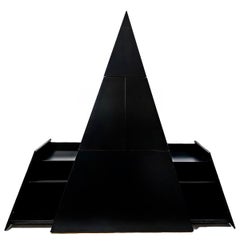 1980 Pièce Unique Meuble "Pyramide" de Jaime Exposito Prototype Polyrey