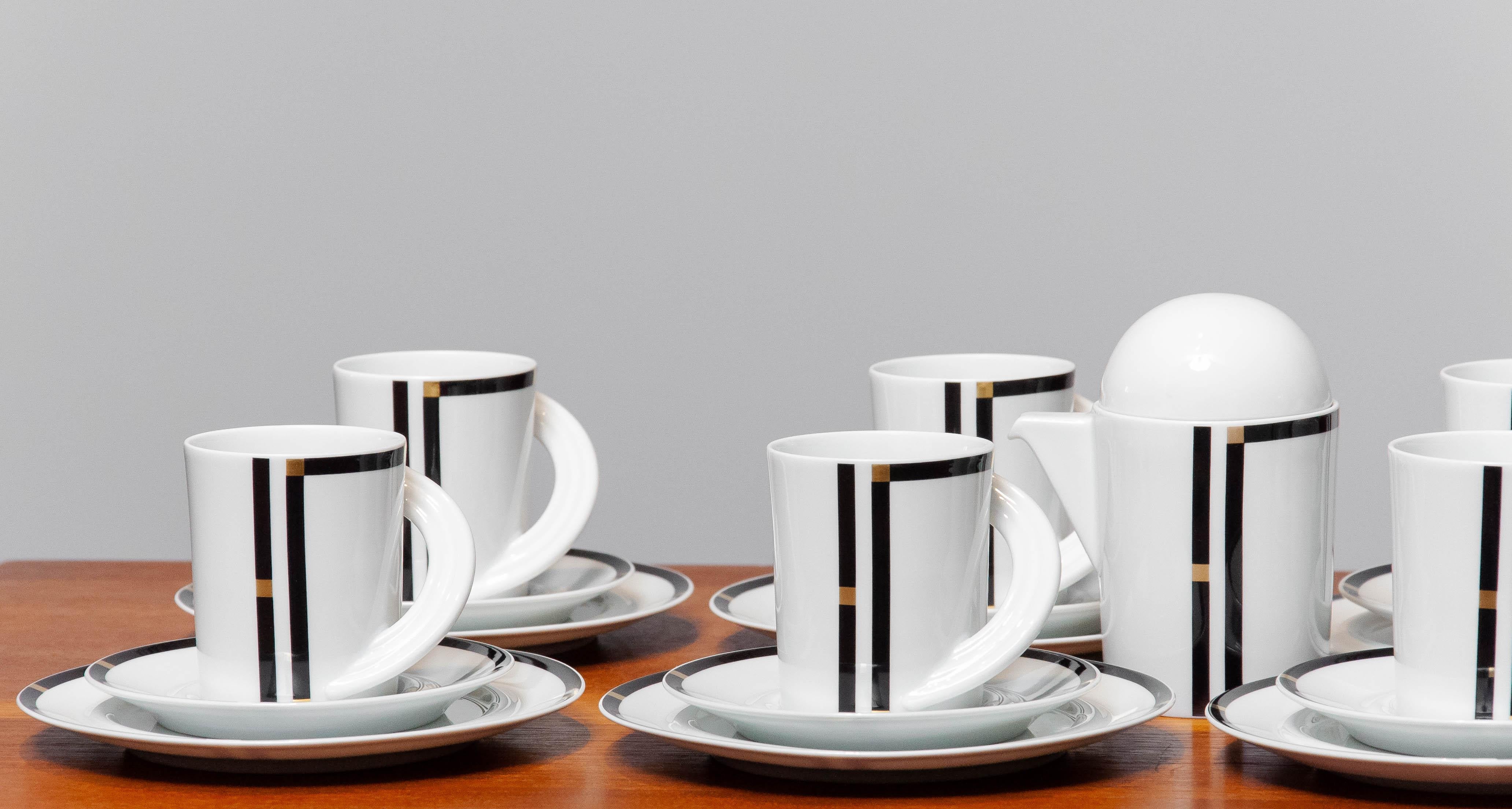 Art Deco 1980 Porcelain Tea / Coffee Set for Eight Persons by Mario Bellini for Rosenthal For Sale