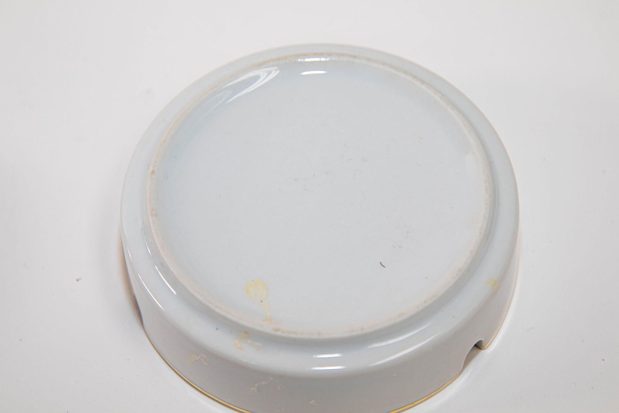 North American 1980 Post Modern Ashtray Illinois Land of President Lincoln Round Ceramic Dish For Sale